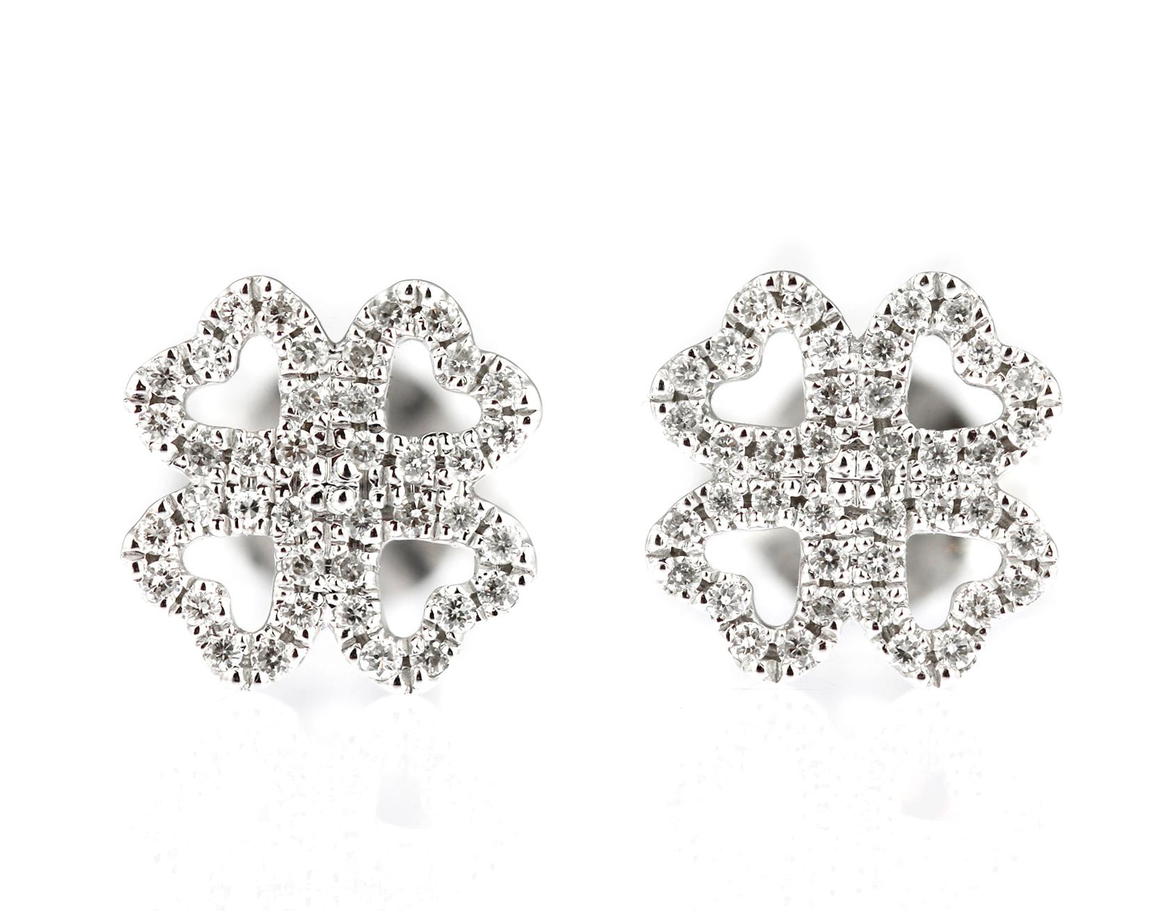 Modern 18ct White Gold & Diamond Four Leaf Clover Motif Contemporary Earstuds For Sale