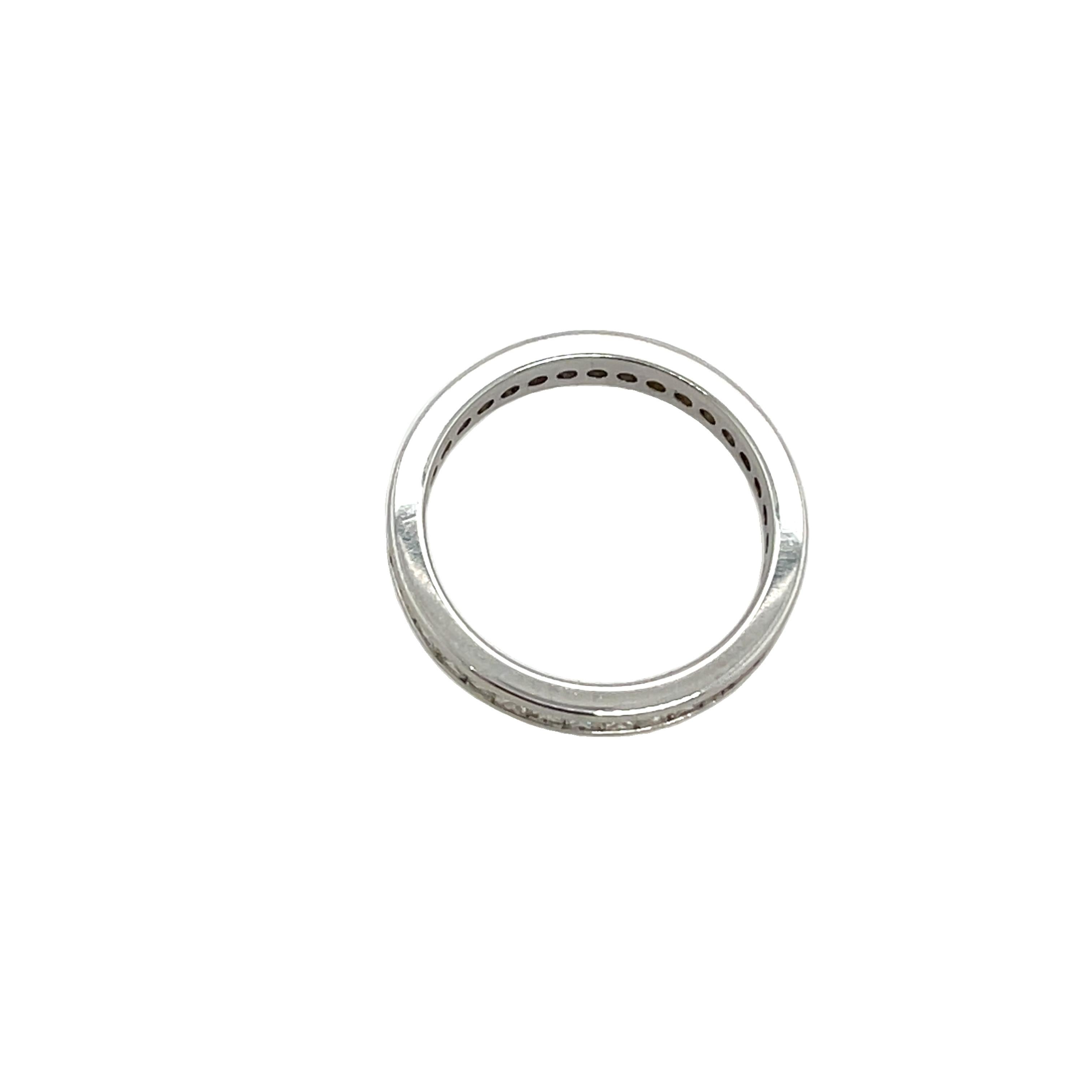 da uomo o donna Anello a eternità completa con diamanti in oro bianco 18ct, diamanti taglio principessa 1,0ct in vendita