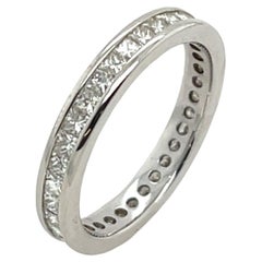 18 Karat Weißgold Diamant Full Eternity-Ring, 1,0 Karat Diamanten im Prinzessinnenschliff