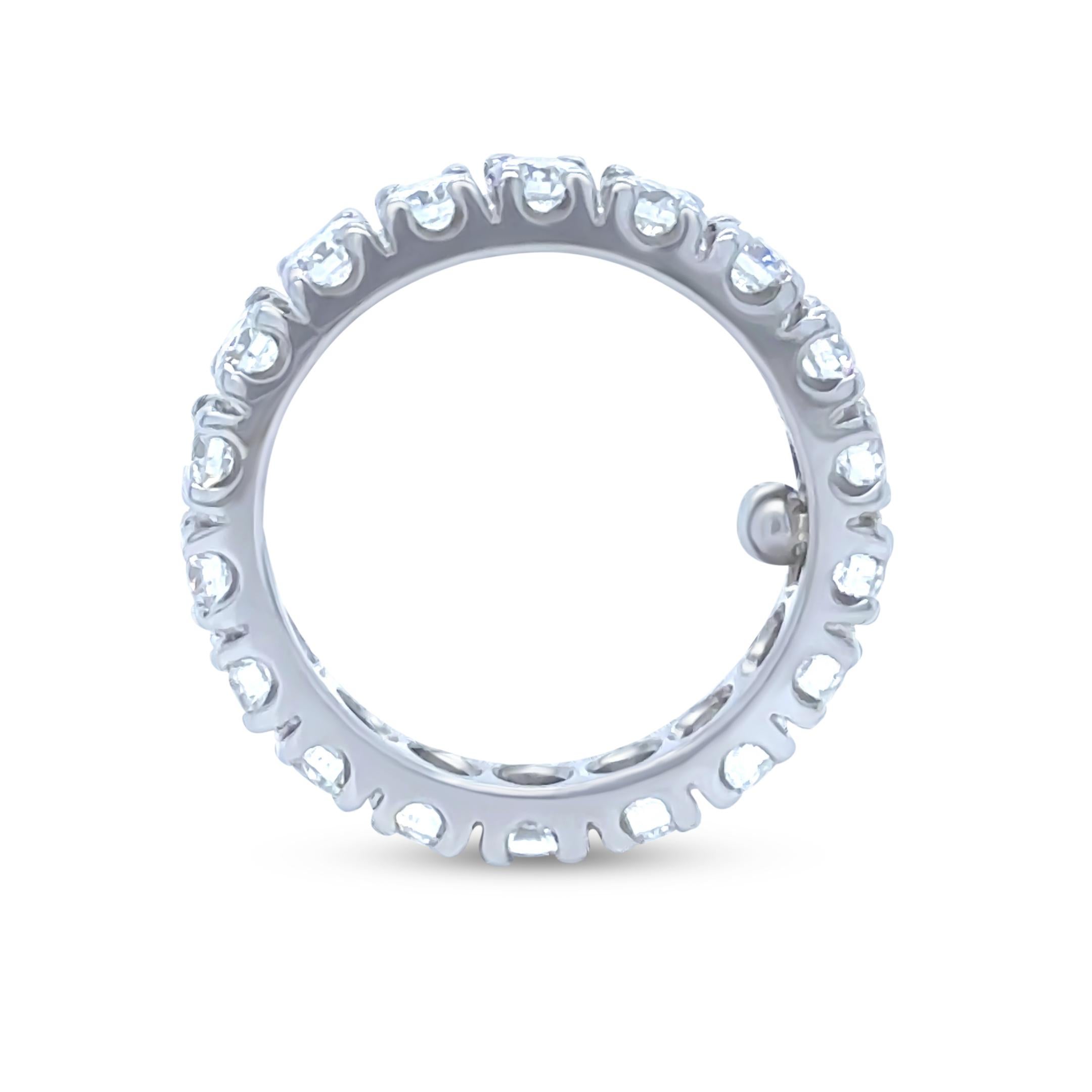Bague d'éternité complète en or blanc 18 carats avec diamants 2,70 carats 5,12 g Pour femmes en vente