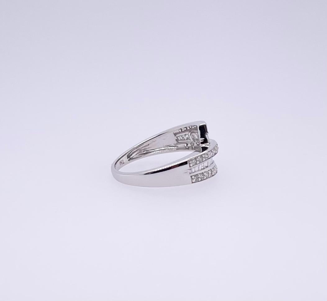 Contemporary 18CT white gold diamond ring