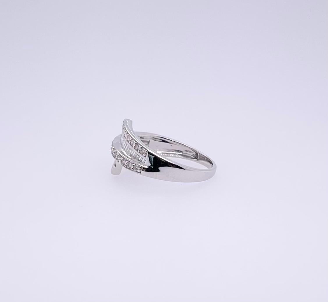 18CT white gold diamond ring In New Condition In Sydney, NSW