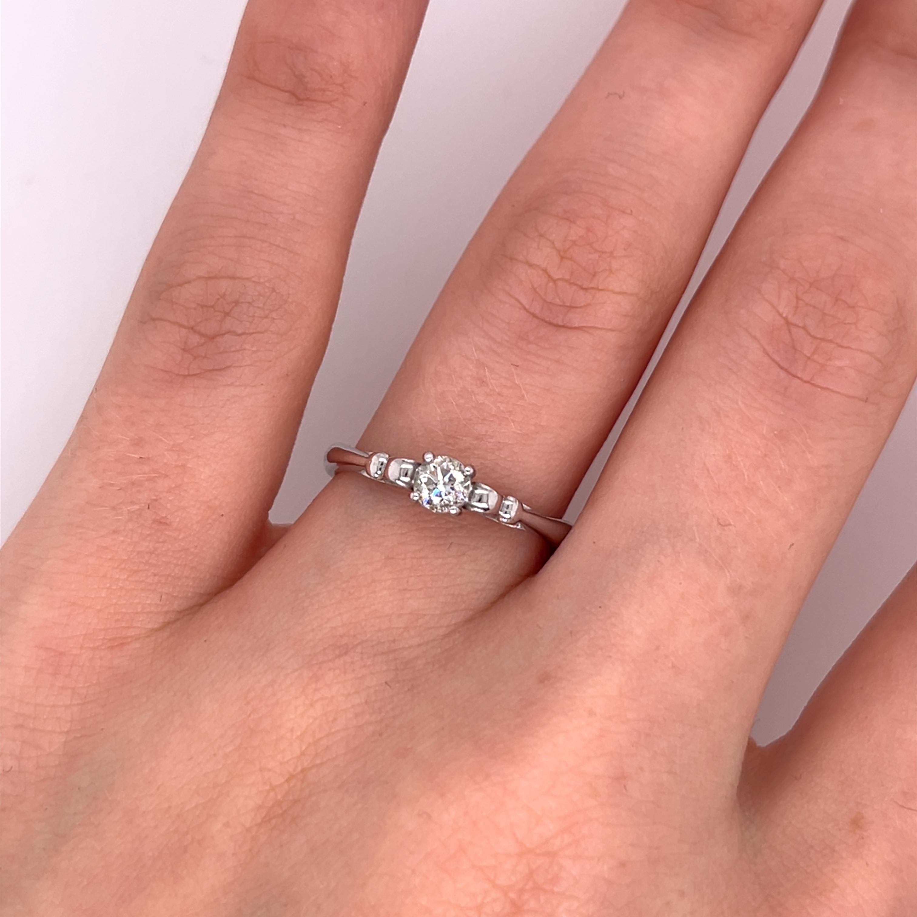 18 Karat Weißgold Diamantring, mit 0,22 Karat rundem Diamanten besetzt für Damen oder Herren