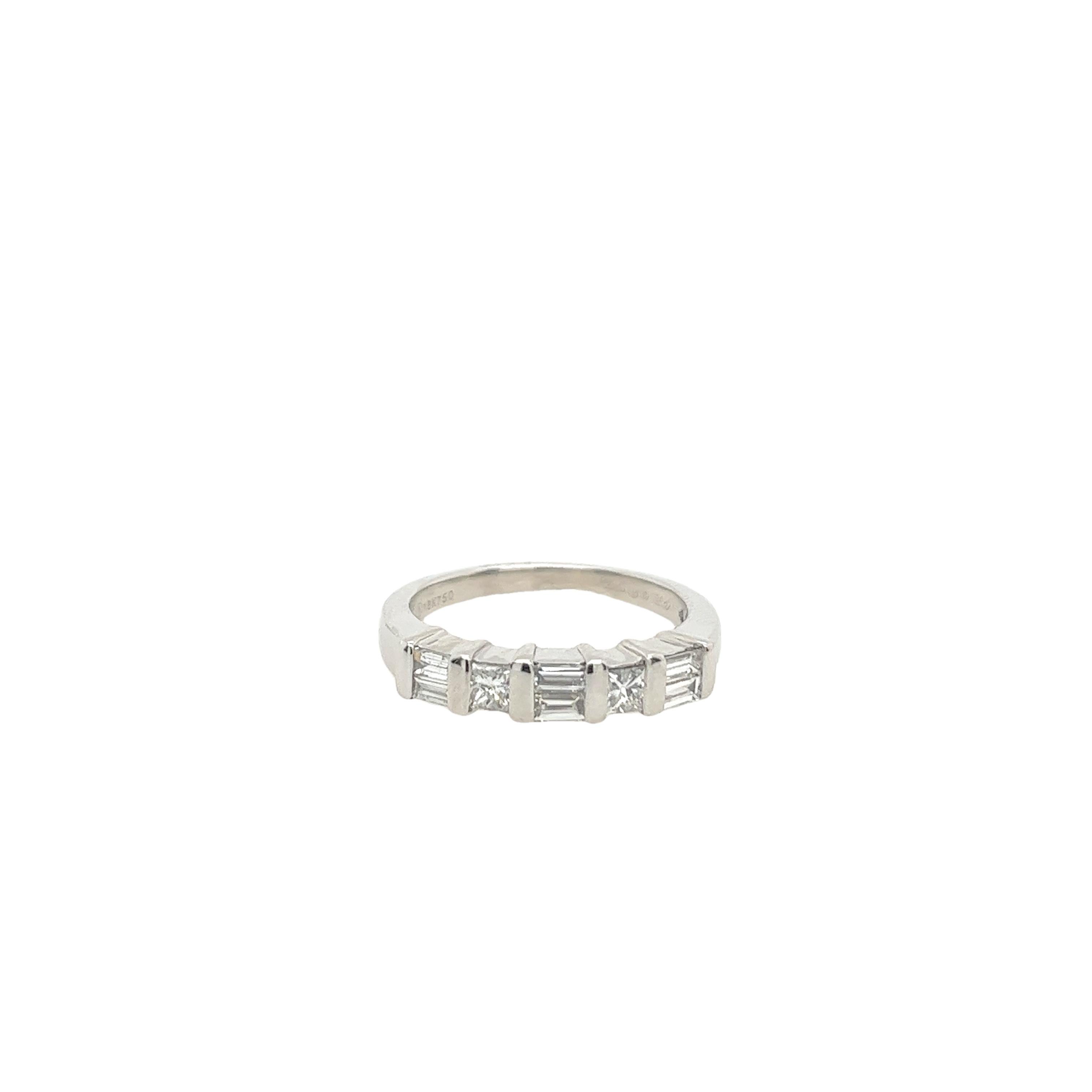 18ct White Gold Diamond Ring, Set With 0.45ct Natural Diamonds