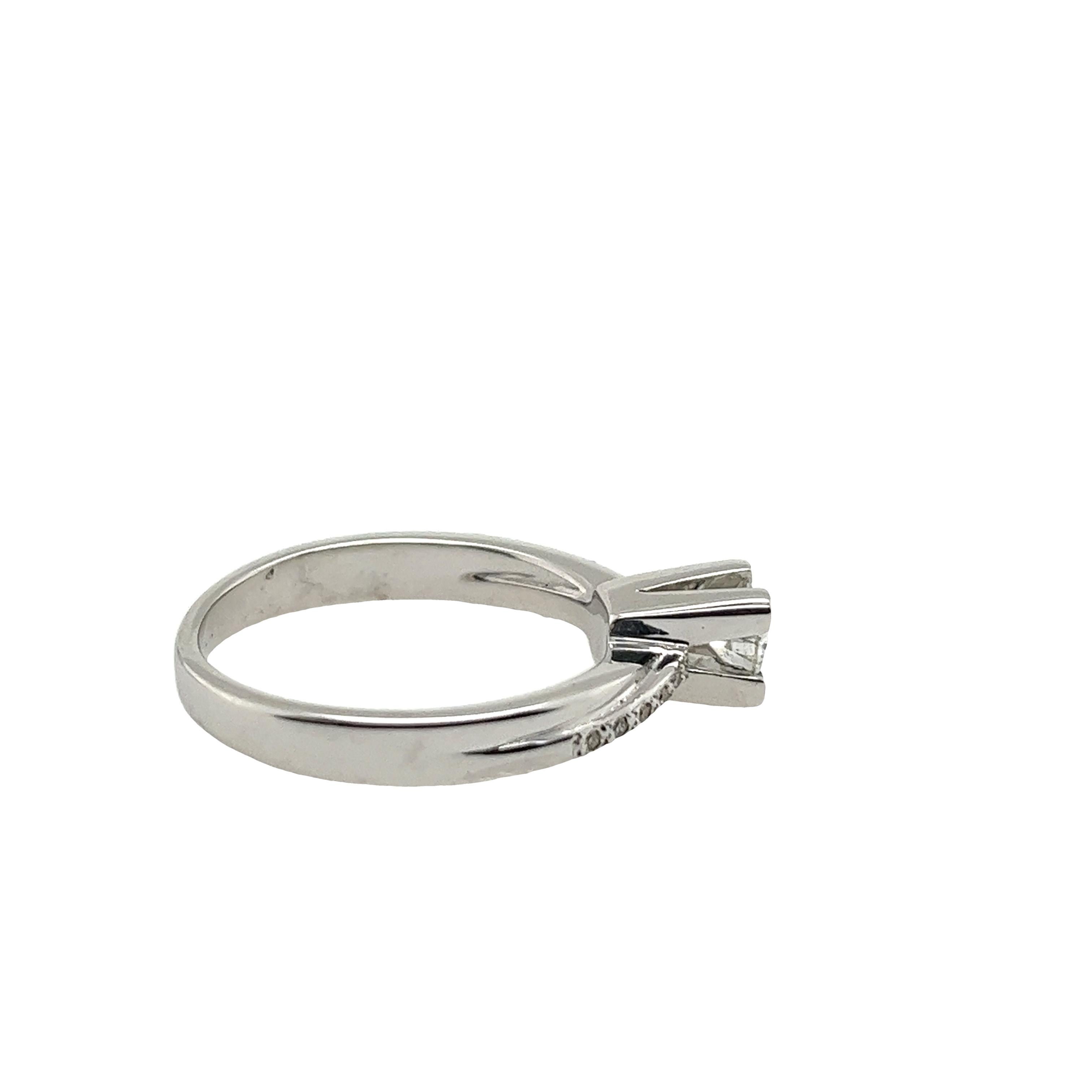An elegant diamond ring for your engagement, 
set with 0.38ct H colour and SI clarity 
round brilliant diamond set in 18ct white gold setting.
Total Diamond Weight: 0.38ct
Diamond Colour: H
Diamond Clarity: SI
Width of Band: 2.37mm
Width of Head: