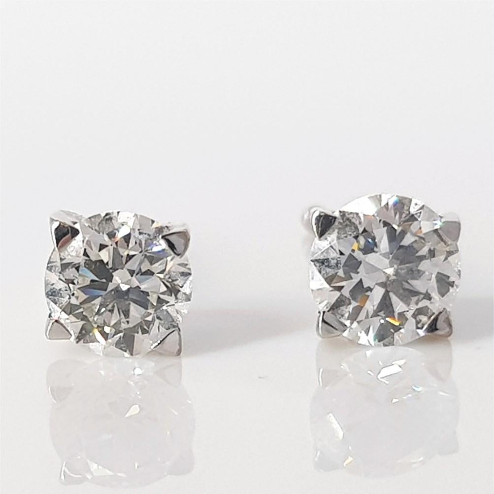 18ct diamond stud earrings