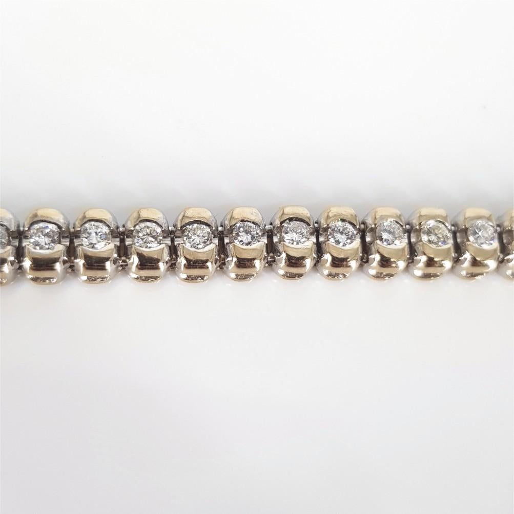 18ct White Gold Diamond Tennis Bracelet 1