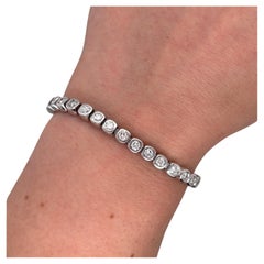 18ct White Gold Diamond Tennis Bracelet Set With 3.0ct H/SI1 Natural Diamonds