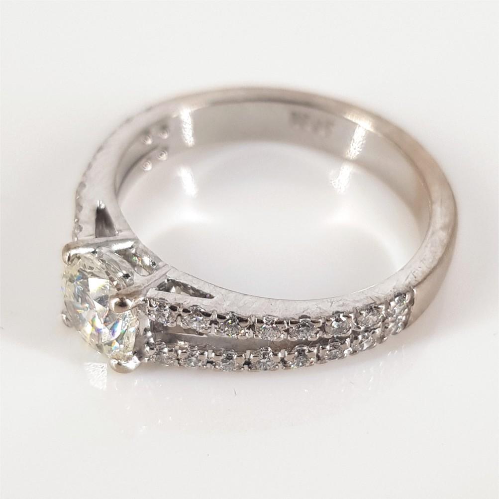 18ct white gold engagement rings