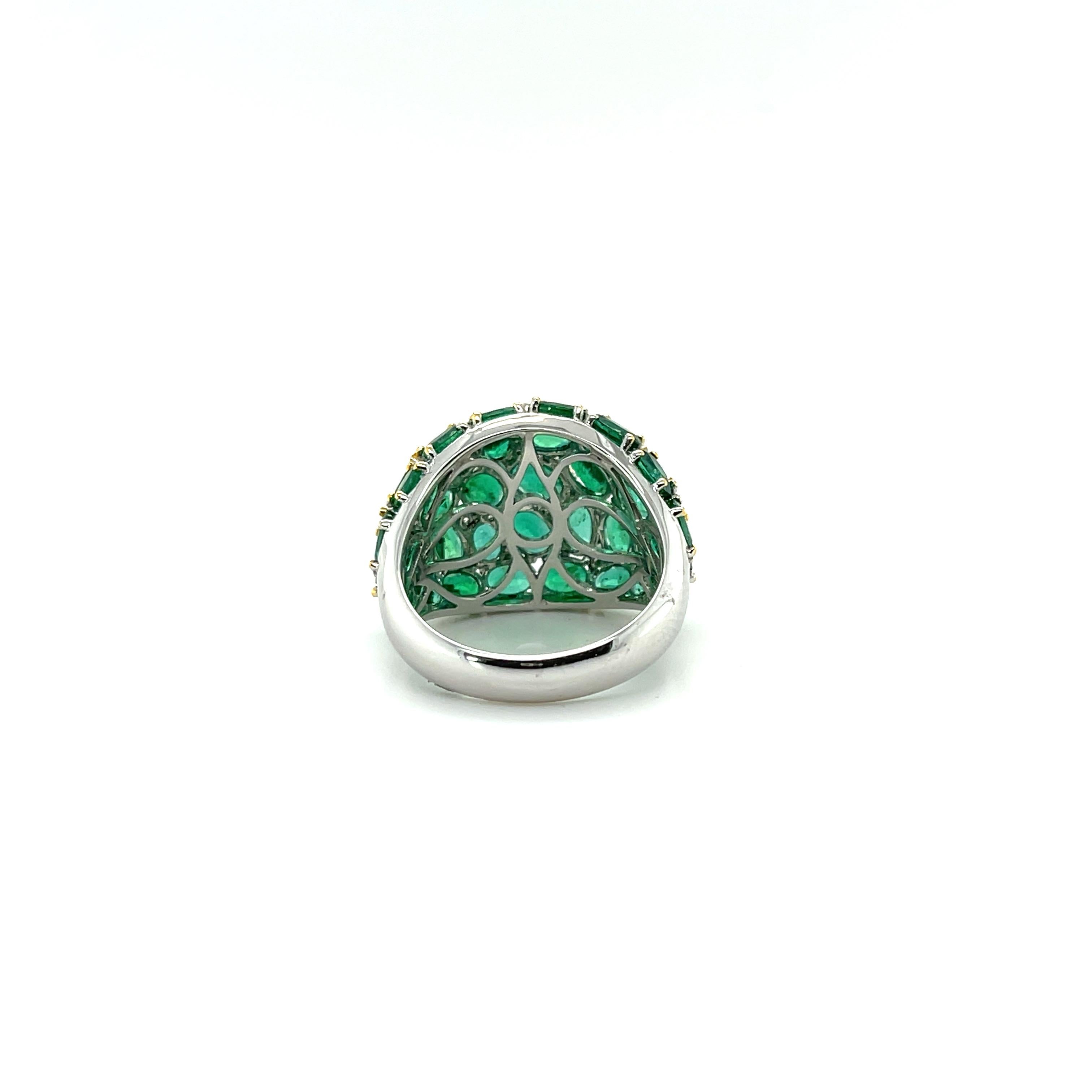 Contemporary 18ct White Gold Dome Emerald and Diamond Ring For Sale