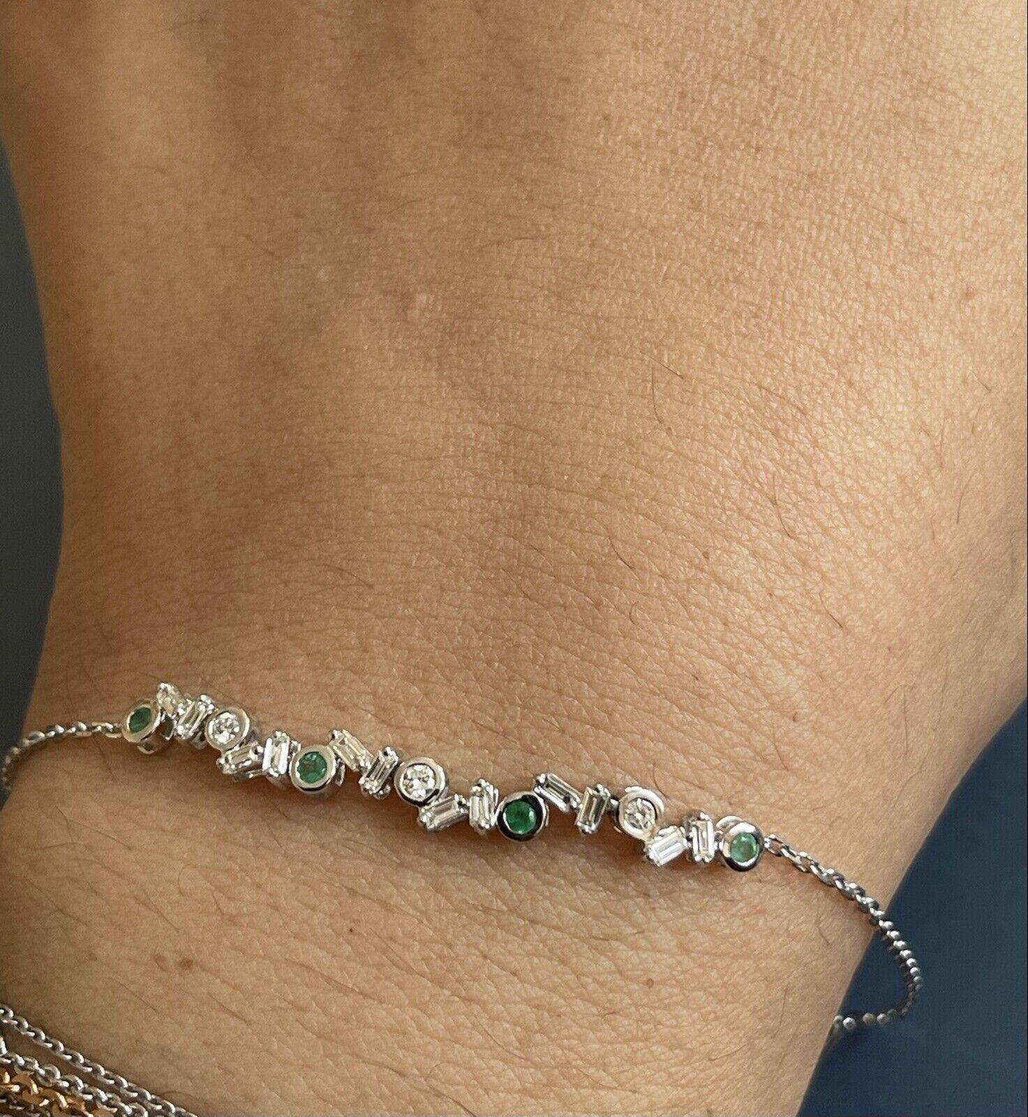 

Fine high jewellery meets classic

Gorgeous bracelet set with 0.50ct+ diamonds and 0.25ct+ emeralds

Hallmarked 750

Please study pics for weight

SI1/VS clarity

G colour

Natural emerald shade can vary a bit in stones, that’s the characteristic