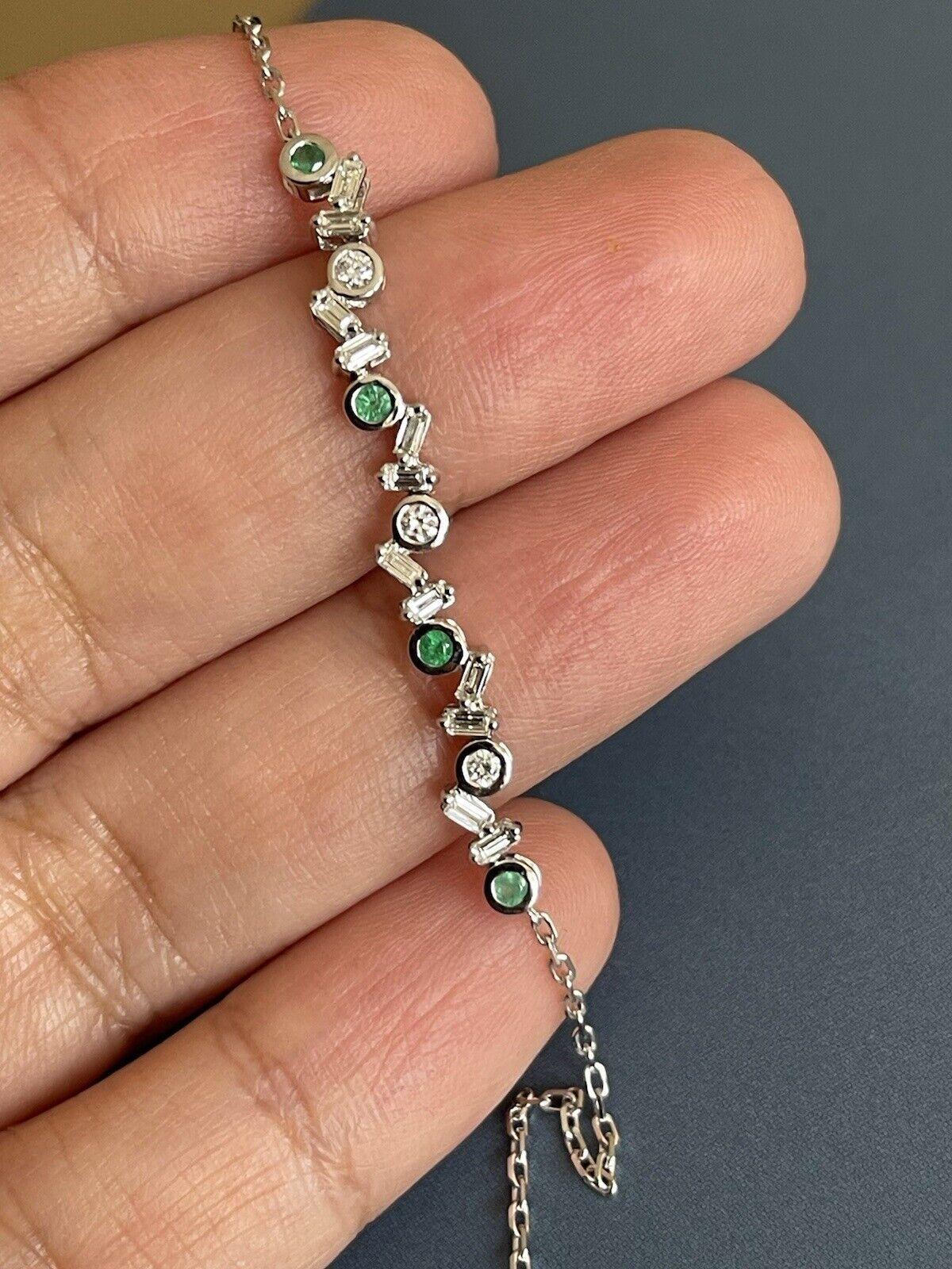 18ct White Gold Emerald Diamond Bracelet 0.50ct Halo Cluster Chain For Sale 1