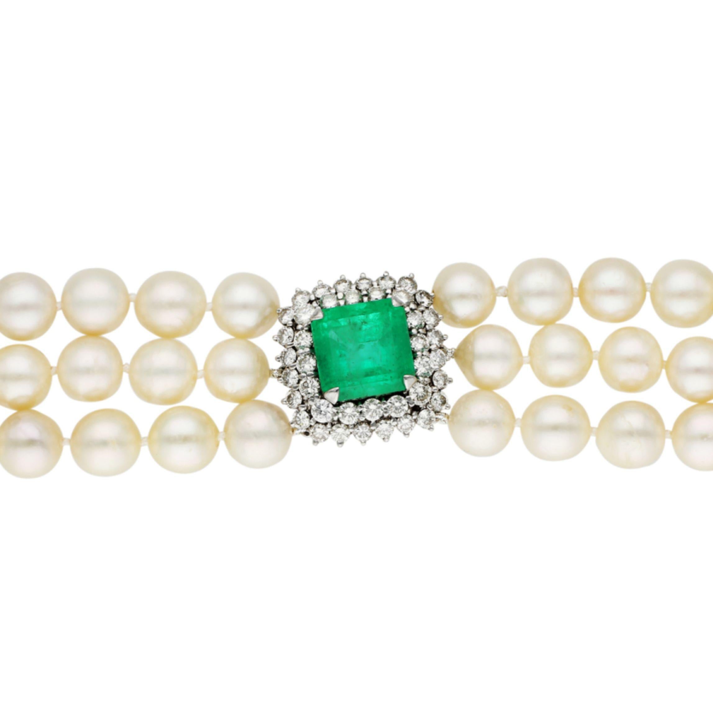 Modern 18ct White Gold Emerald, Diamond & Cultured Pearl Triple Strand Choker Necklace For Sale