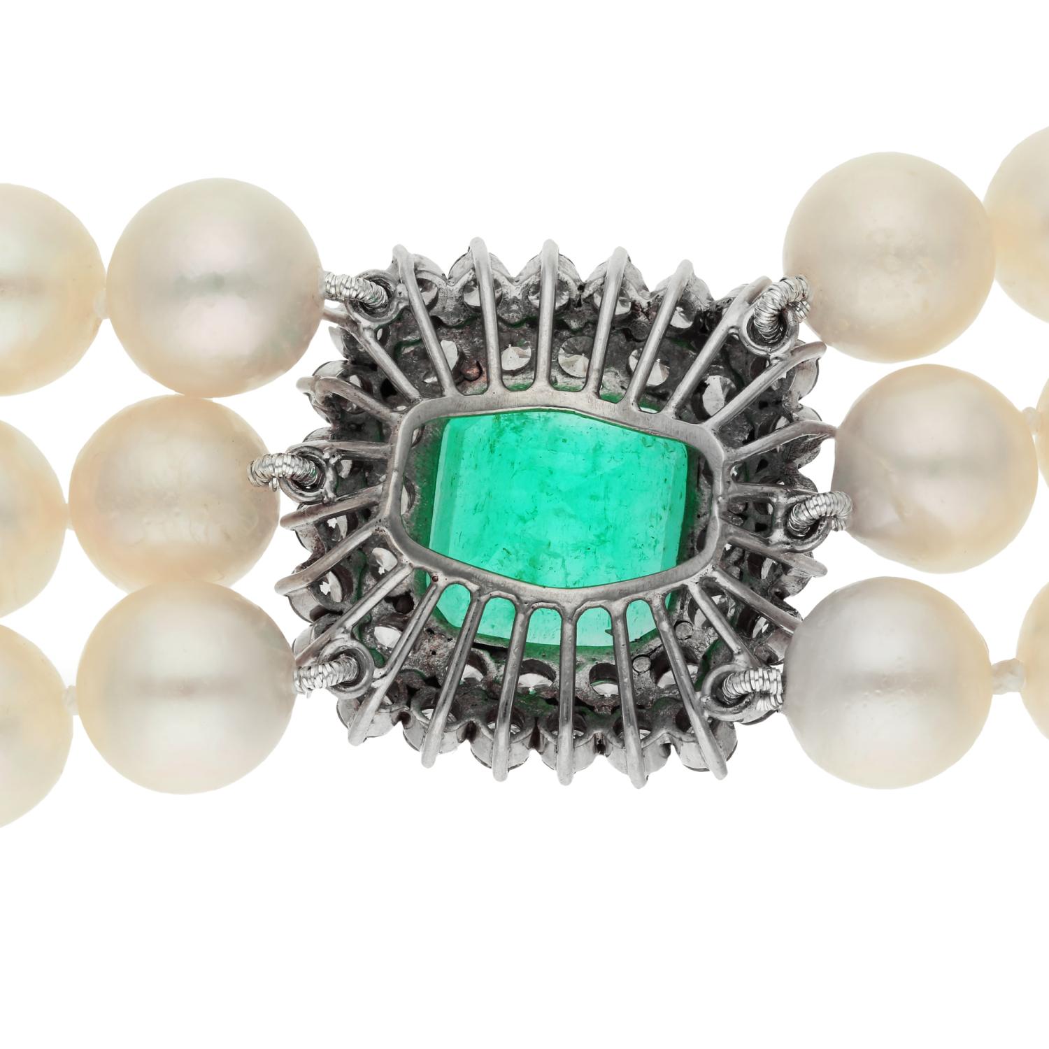 Modern 18ct White Gold 9ct Emerald, 2.8ct Diamond & Cultured Pearl Choker Necklace For Sale