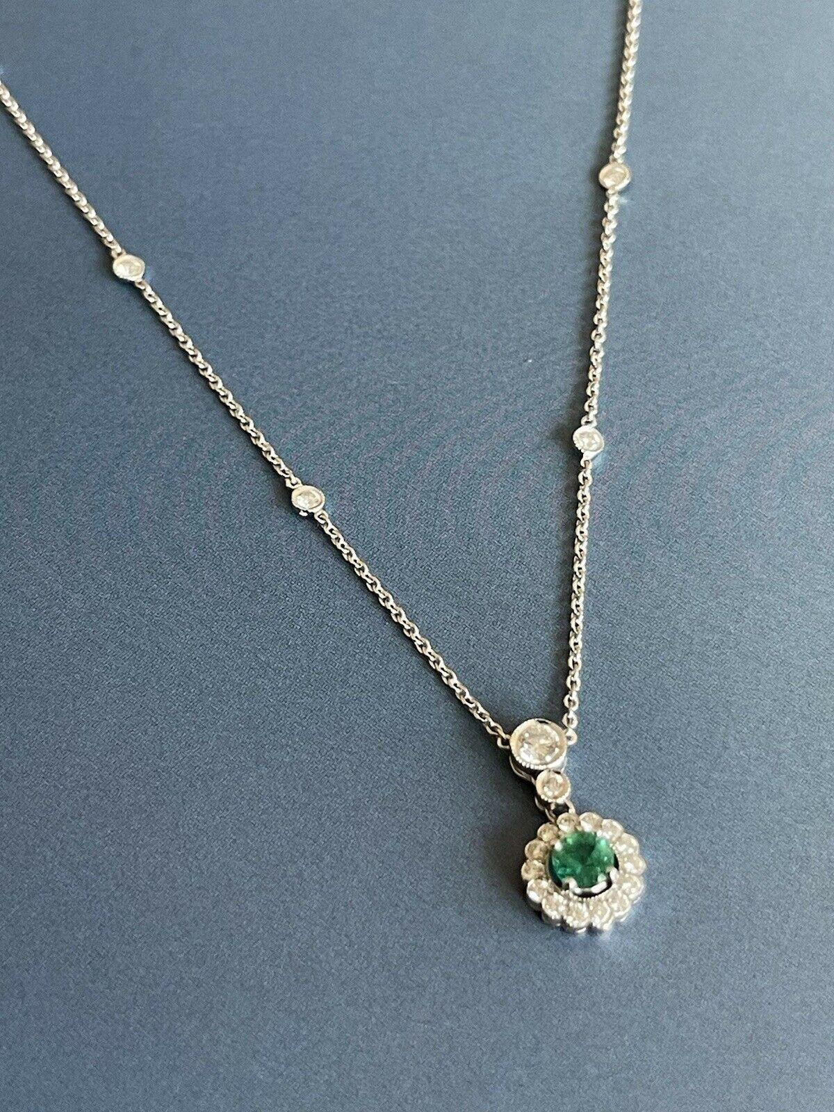 18ct White gold Emerald Diamond Necklace 1ct Round Pendant By The Yard One Carat For Sale 2