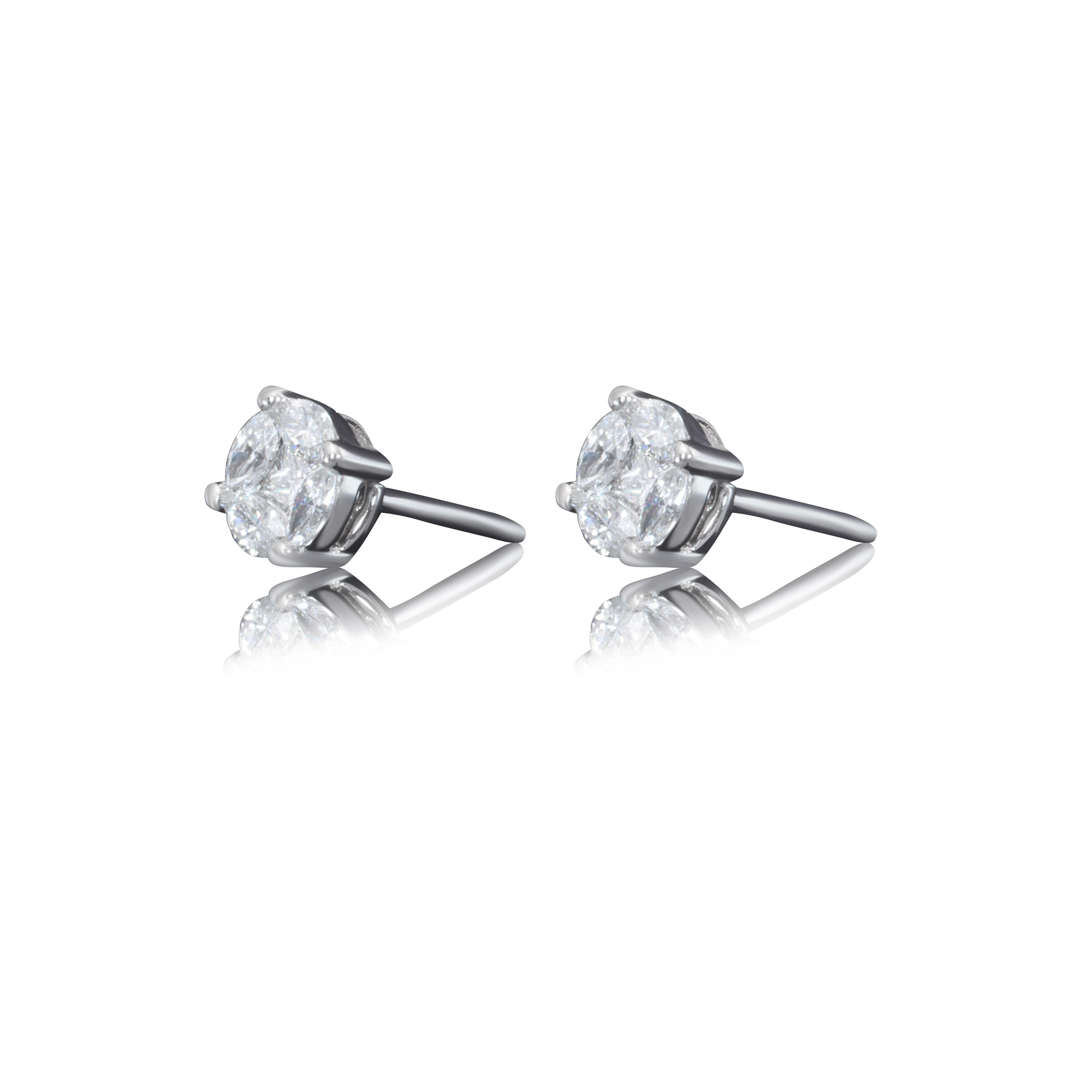 Women's or Men's 18ct White Gold Fancy Shape Natural Mined Diamond Stud Earrings For Sale