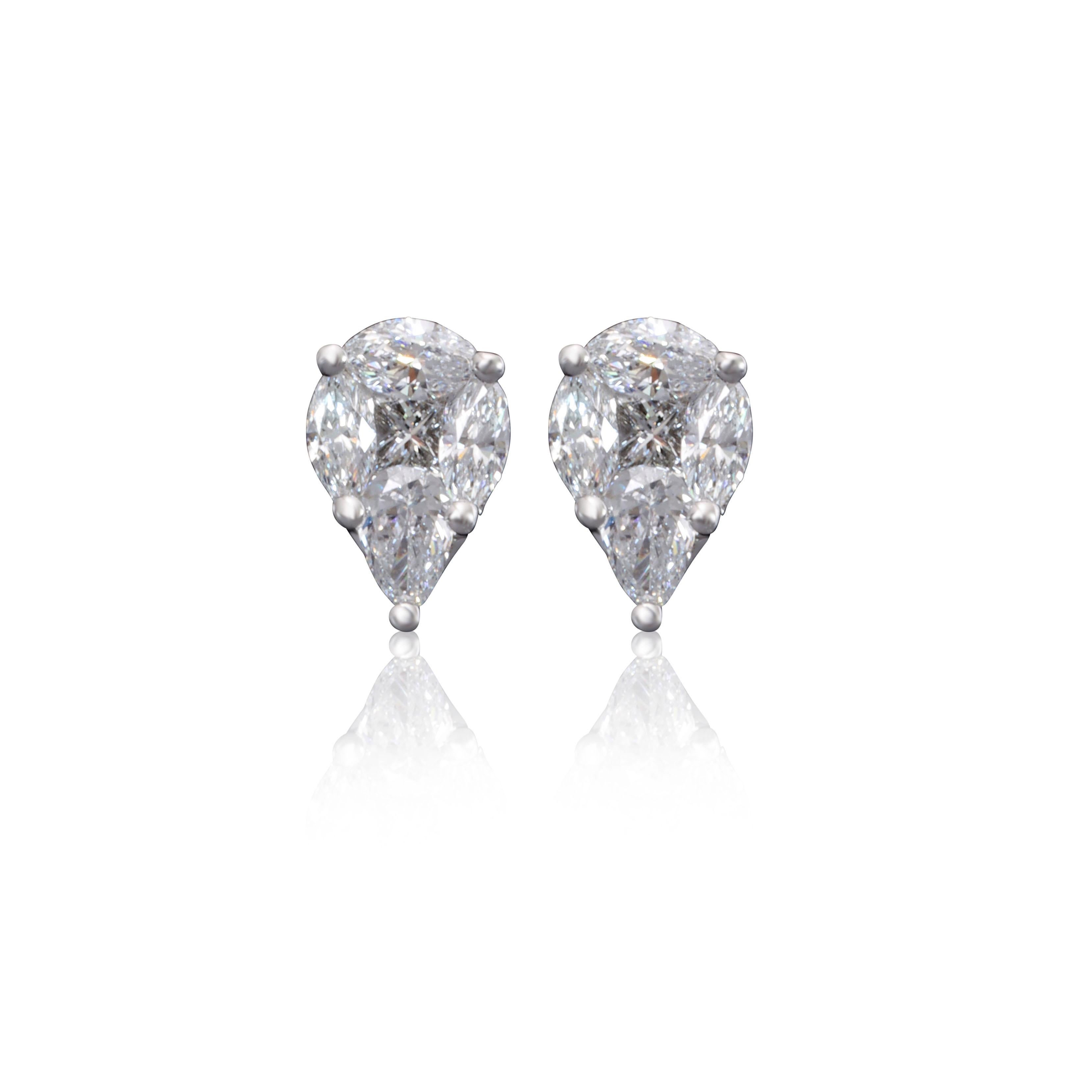 Women's or Men's 18ct White Gold Fancy Shape Natural Mined Diamond Stud Earrings in Pear Motif For Sale