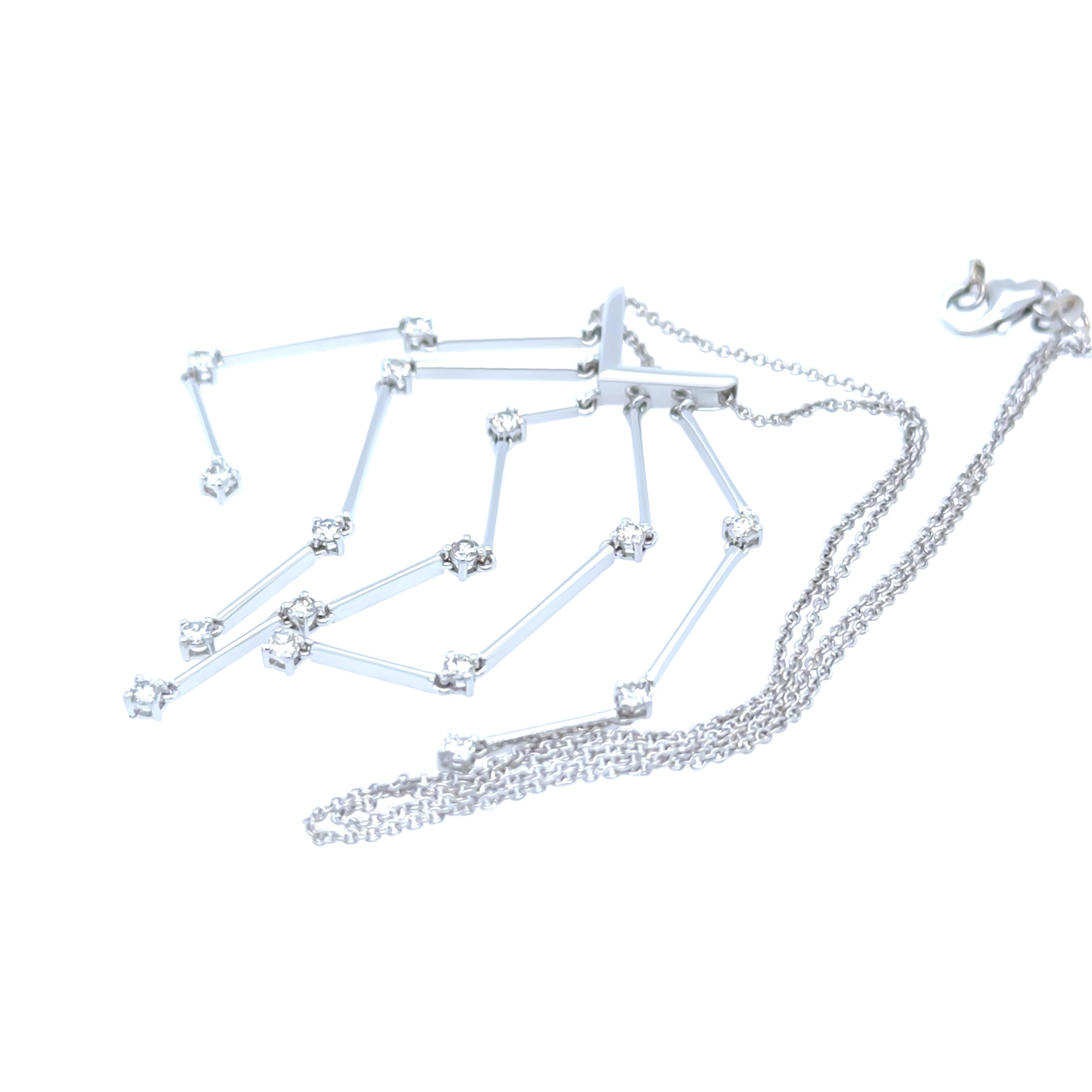 Ciondolo a cinque linee di diamanti in oro bianco 18ct 0,64ct 7,77g In condizioni ottime in vendita a SYDNEY, NSW