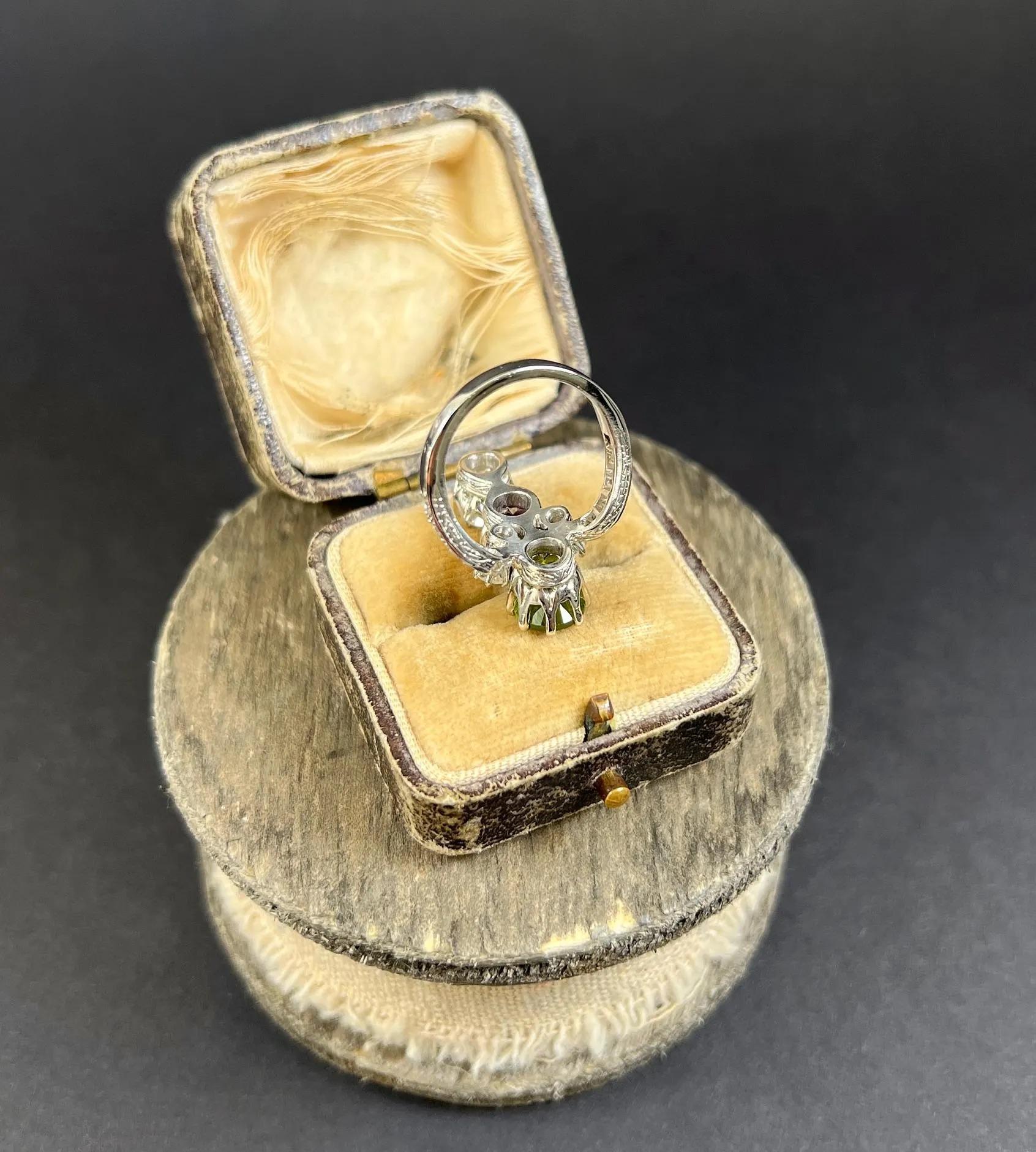 Women's or Men's 18ct White Gold French Edwardian Suffragette Ring Amethyst, Peridot & Diamond For Sale