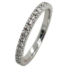 18 Karat Weißgold Eternity-Diamantring mit 0,28 Karat Diamanten in Voll-Eternity-Fassung