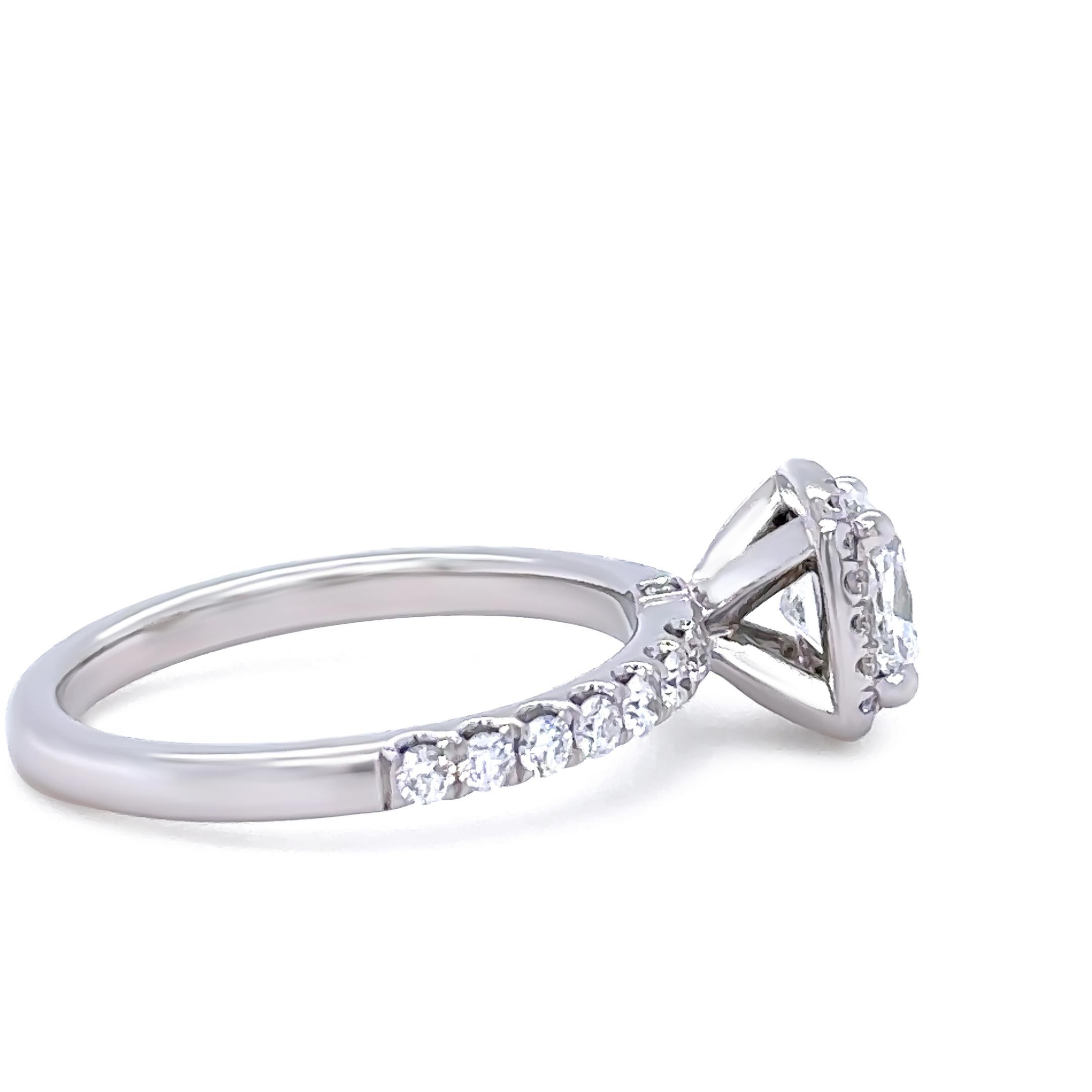 Anello di fidanzamento con diamante taglio cuscino in oro bianco 18ct GIA 1.52ct In condizioni ottime in vendita a SYDNEY, NSW