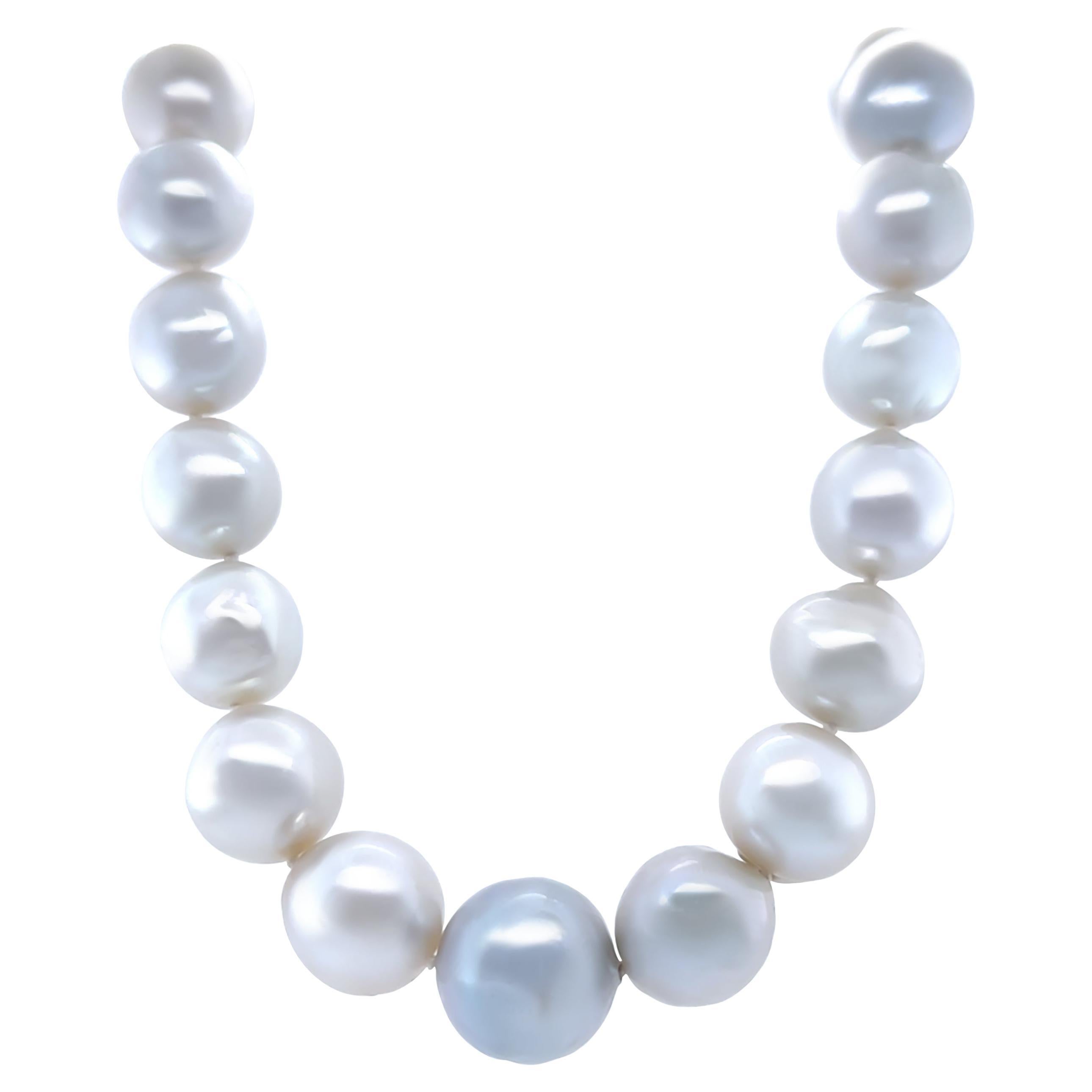Collana di perle di coltura dei mari del sud in oro bianco 18ct, graduata, 113,45g in vendita