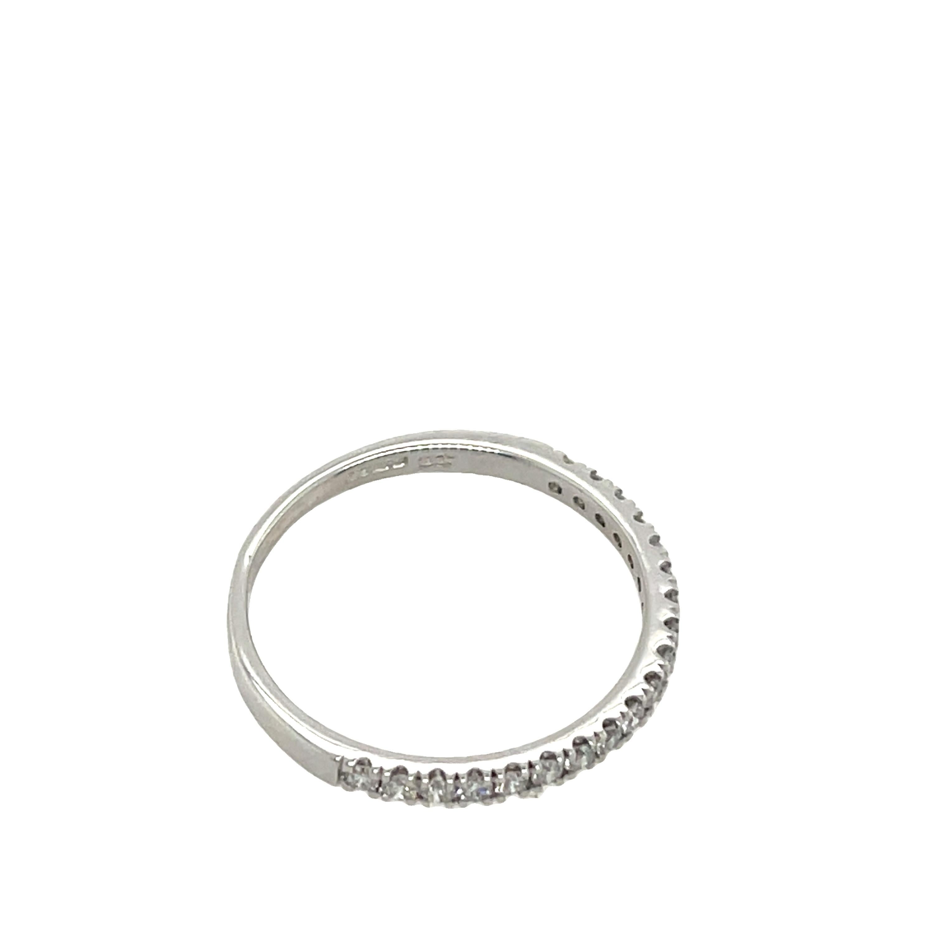 Round Cut 18ct White Gold Half Eternity Diamond Ring, Set With 0.28ct Diamonds For Sale