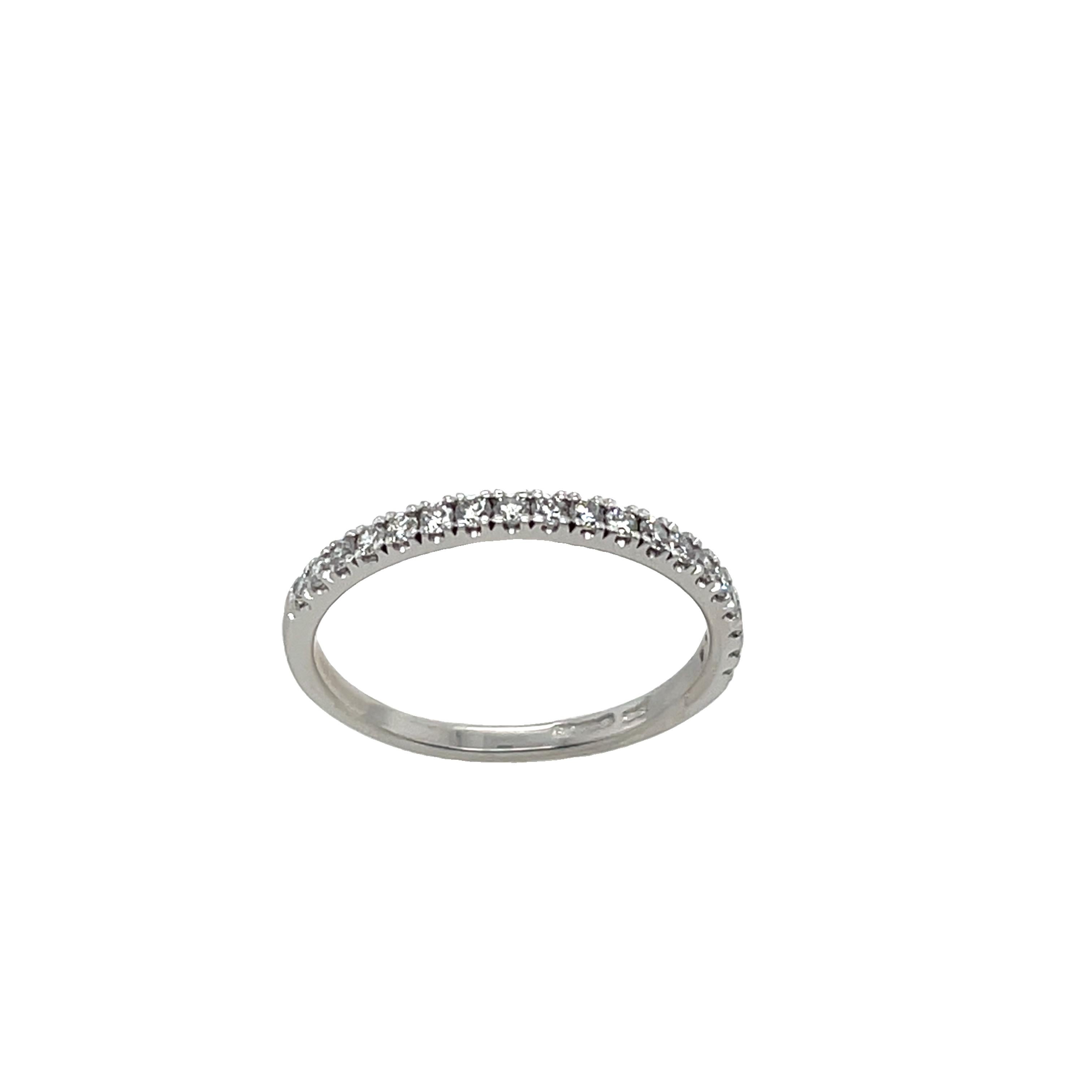 18ct White Gold Half Eternity Diamond Ring, Set With 0.28ct Diamonds For Sale 1