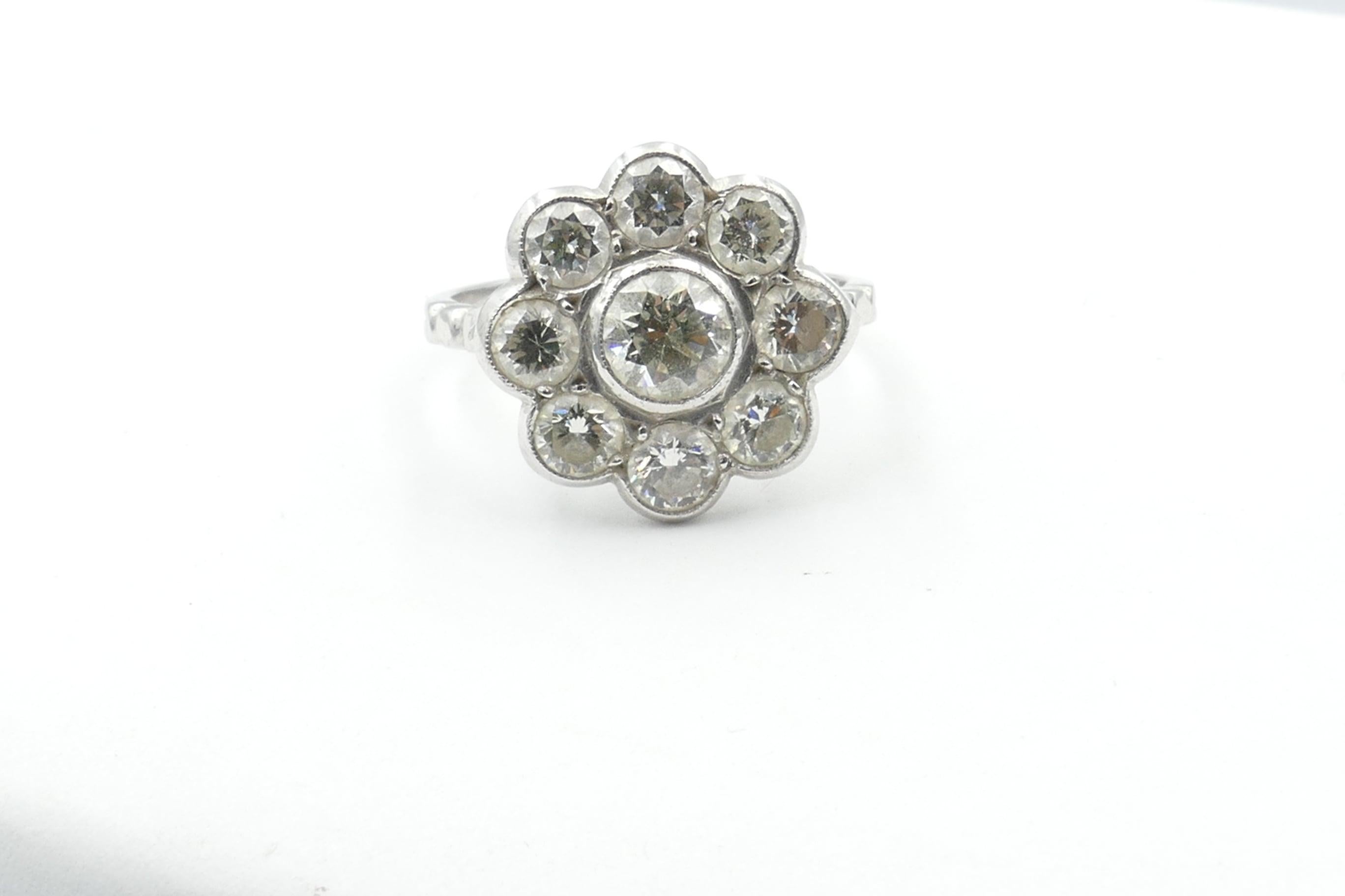 18 Carat White Gold High Level Diamond Large Daisy Ring at 1stDibs