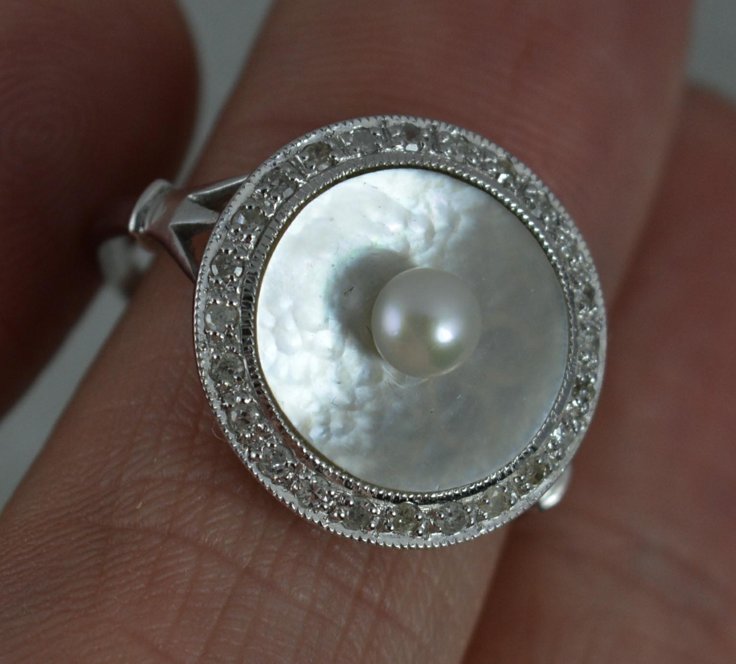 18 Carat White Gold Mother of Pearl and Diamond Panel Cluster Ring In Good Condition In St Helens, GB