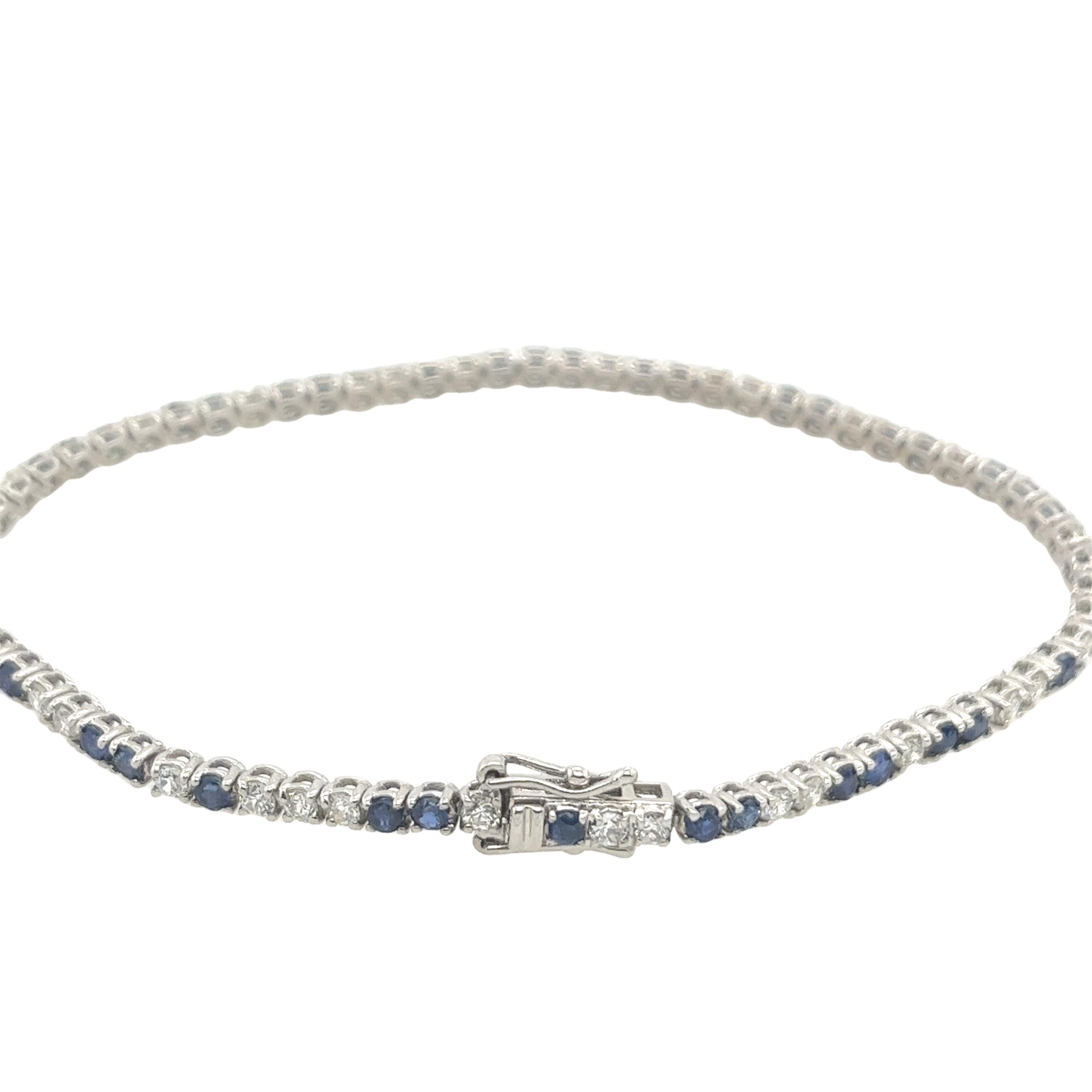 18ct White Gold Natural Diamond & Sapphire Tennis Bracelet In New Condition For Sale In London, GB