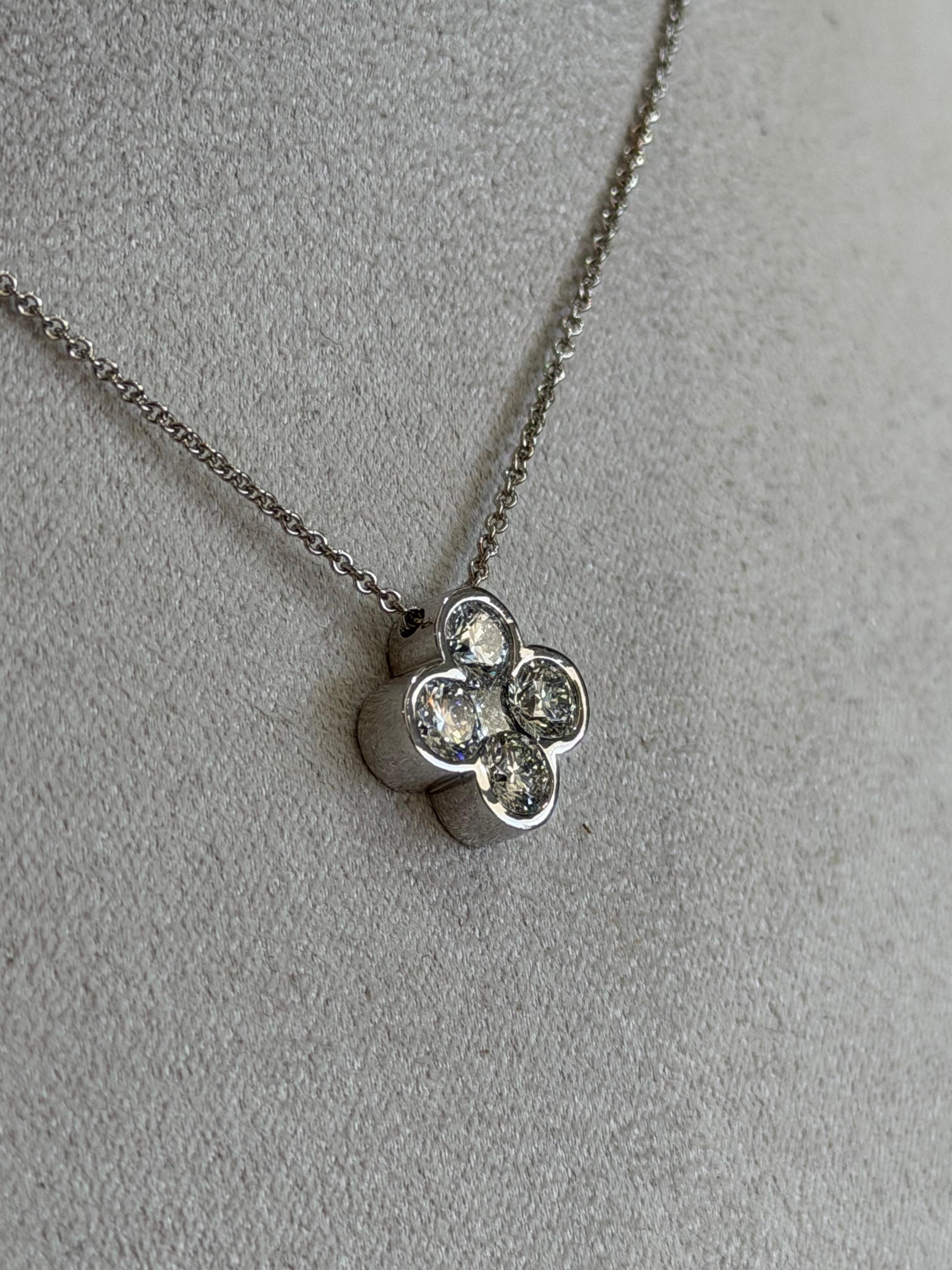 De las mujeres Colgante Flor Diamante Blanco Natural Oro Blanco 18ct en venta