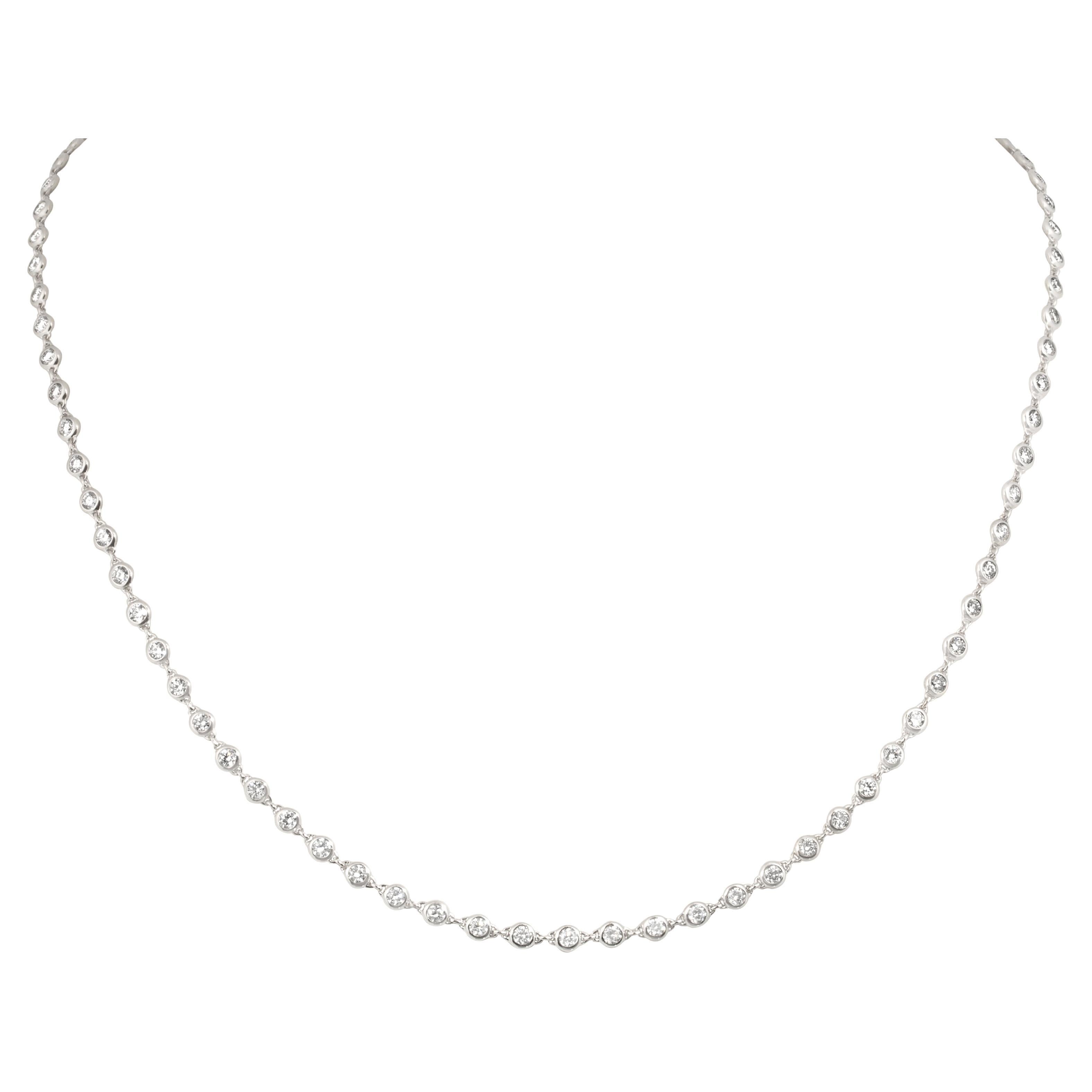 Collier en or blanc 18ct et diamant naturel blanc en vente