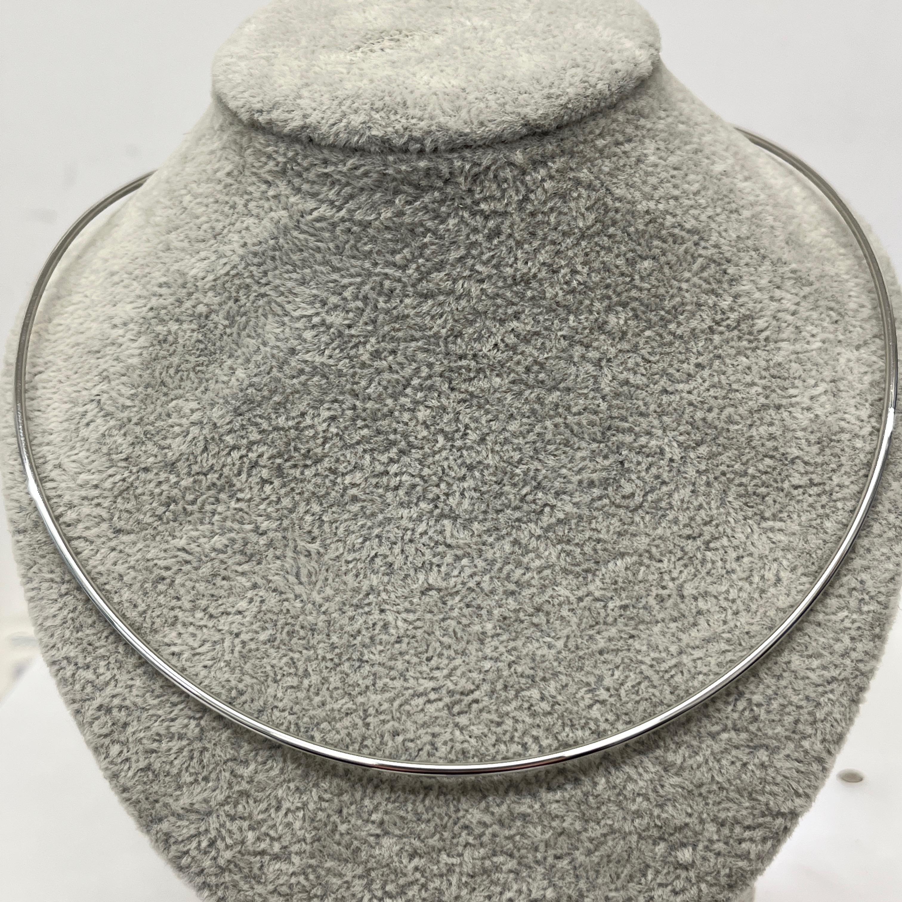 18ct White Gold Neck Collar Necklace – 14" en venta
