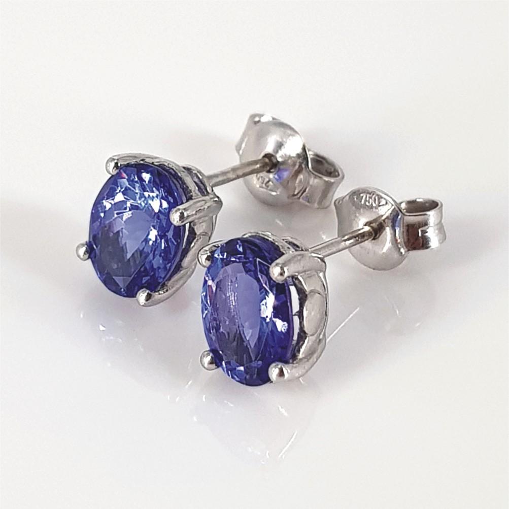 This Classy pair of studs are set in 18 Carat White Gold and weighs 2.9 grams. They feature 2 Oval Cut Tanzanite’s (8mm x 6mm) weighing an estimated 1.0carat each.