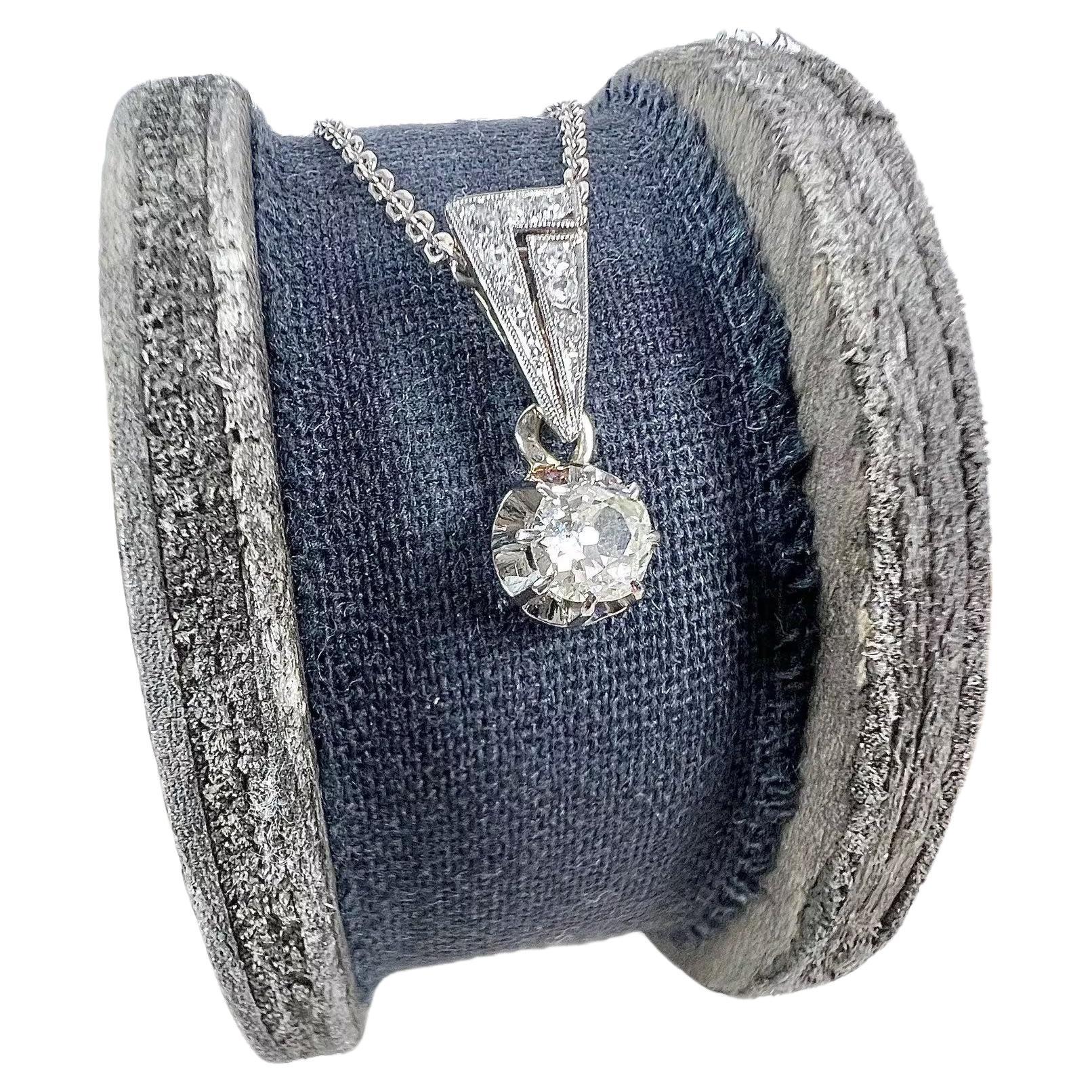 18ct White Gold & Platinum 1920’s French Art Deco Diamond Pendant Necklace For Sale