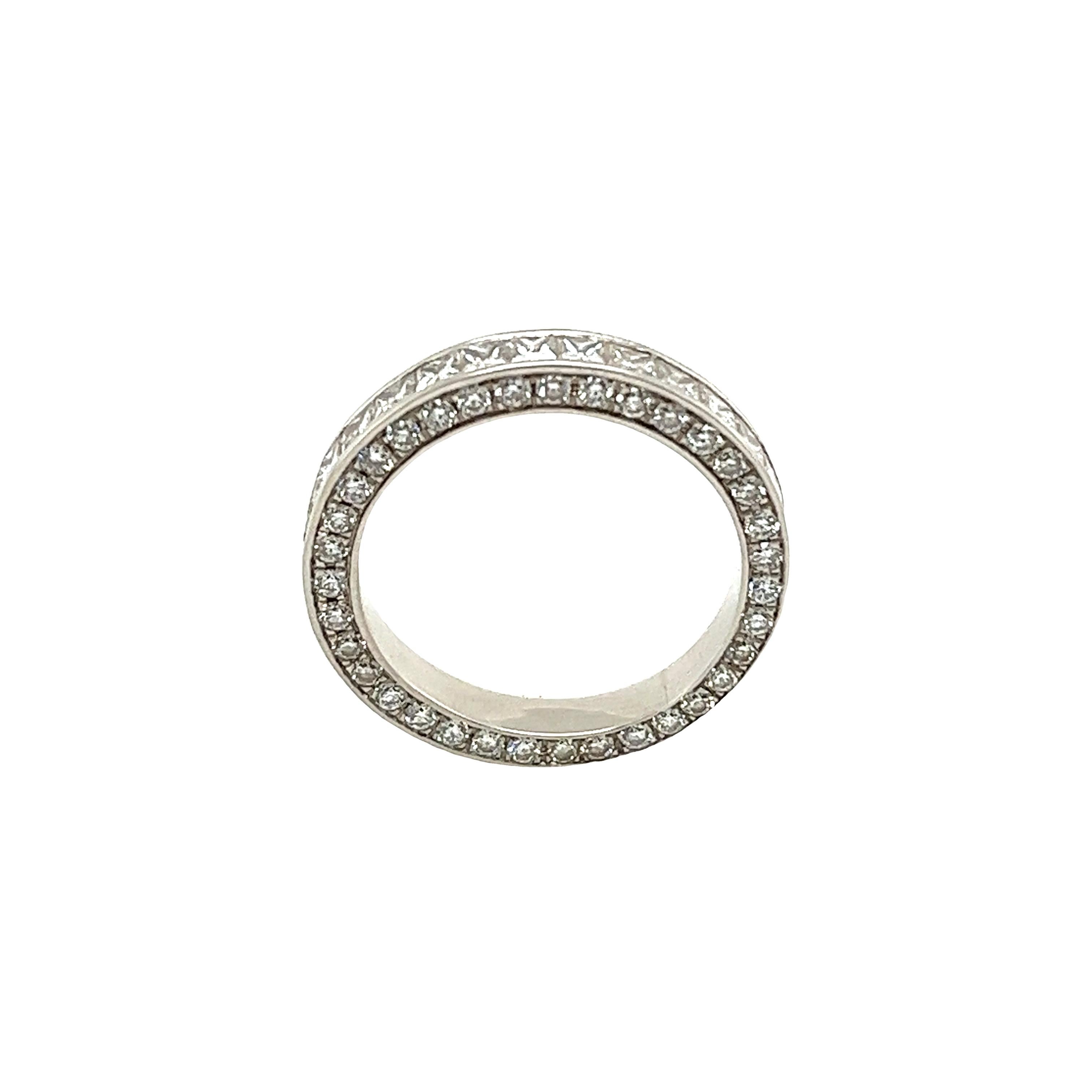 Platinum Princess Cut Diamond Full Eternity Ring Set With 3.0ct H/SI1 In Excellent Condition For Sale In London, GB
