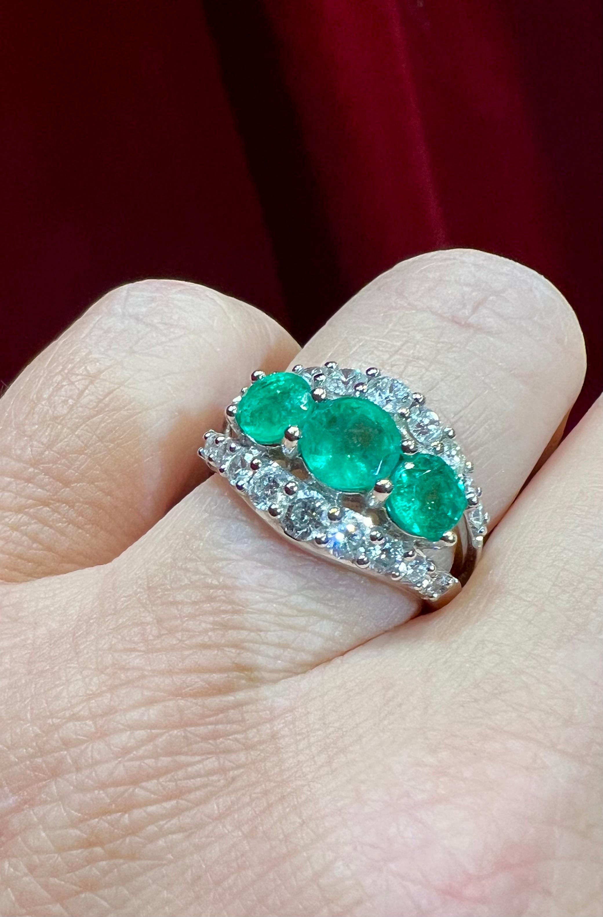 Art Deco 18ct White Gold Ring Set With 3 Emeralds And Brilliant Pavings For Sale