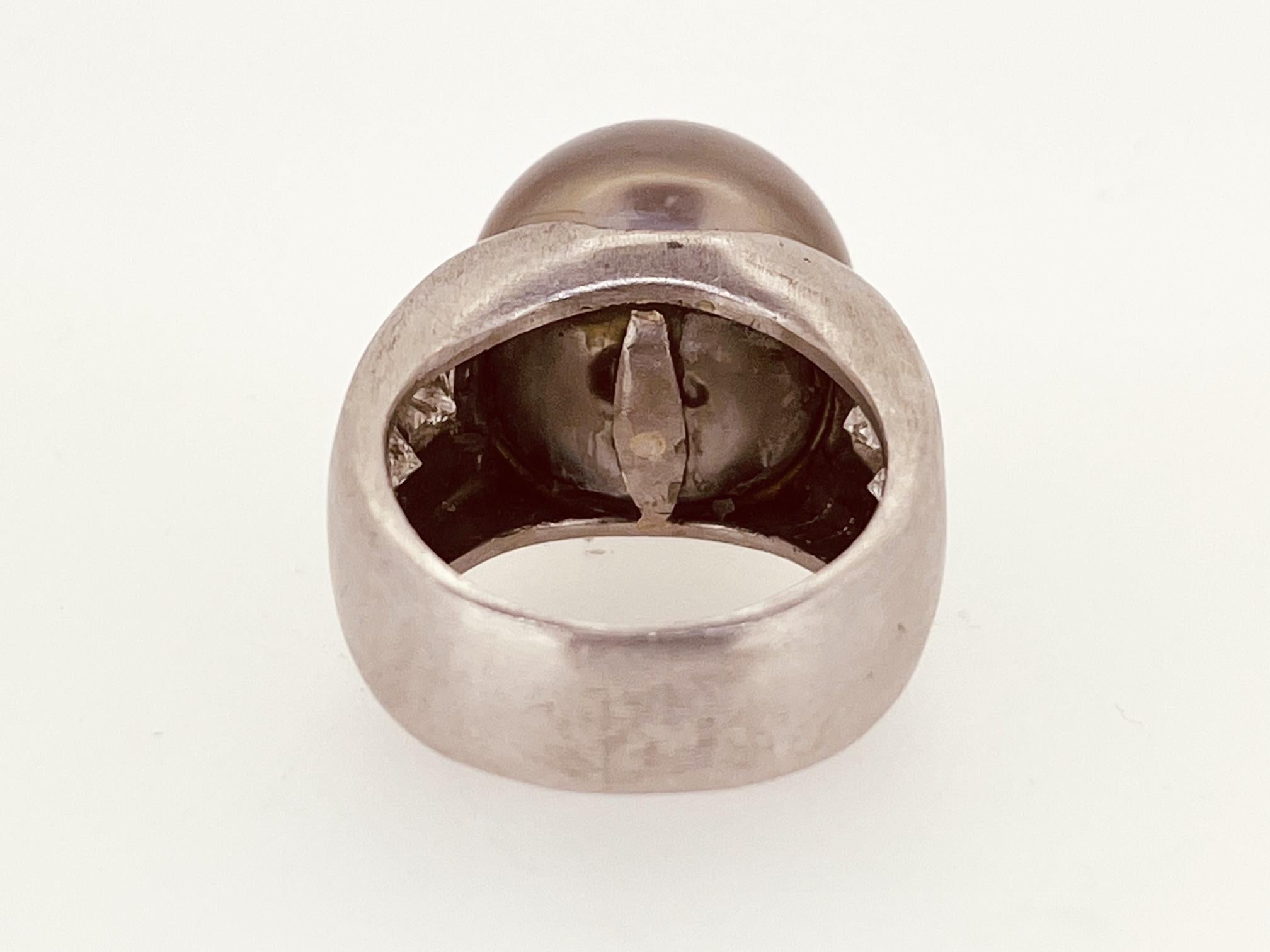 Women's 18ct White Gold Ring with Four Princess Cut Diamonds and a 15mm Tahitian Pearl For Sale