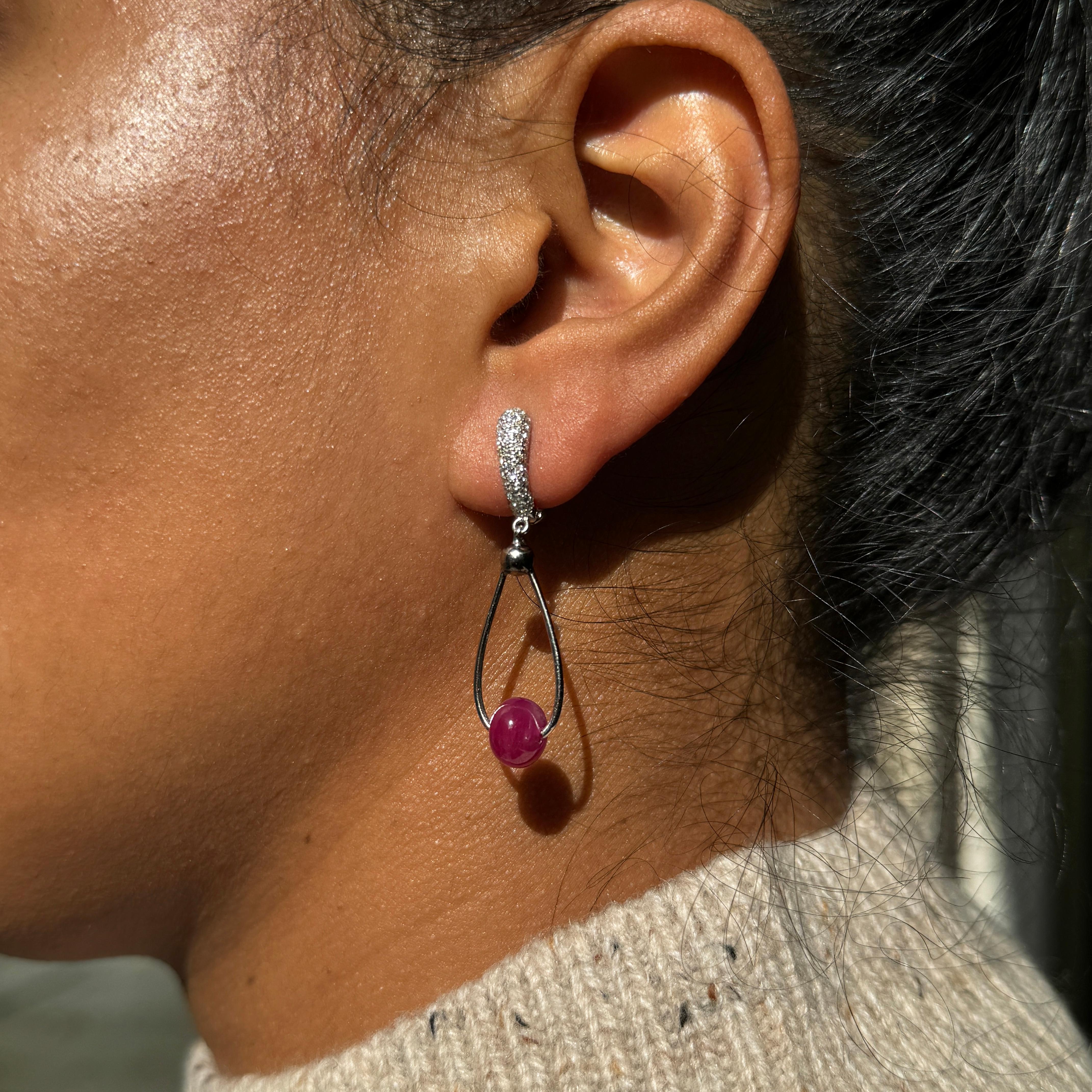 Modern 18ct White Gold Ruby and Diamond Drop Earrings For Sale