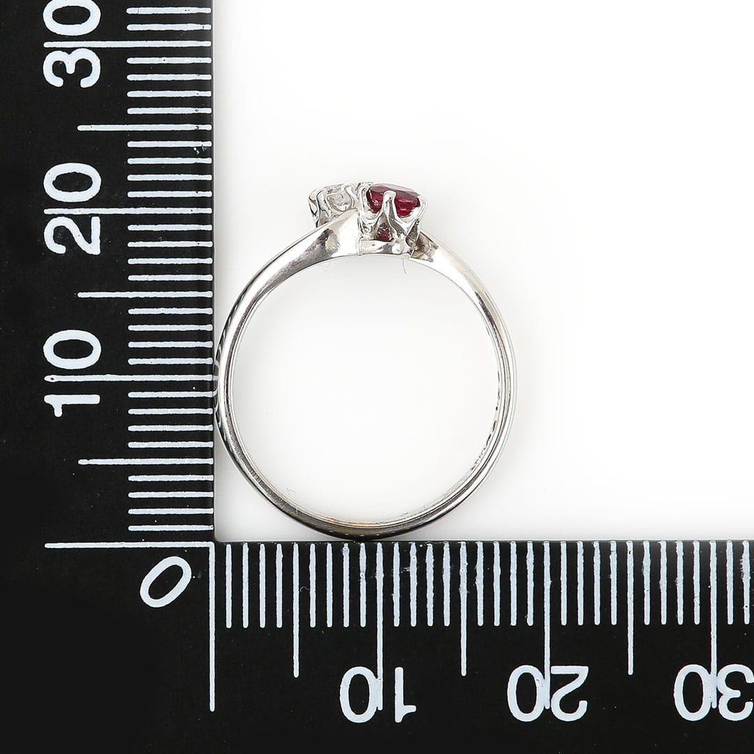 18ct White Gold Ruby and Diamond Two Stone Toi Et Moi Crossover Ring 5