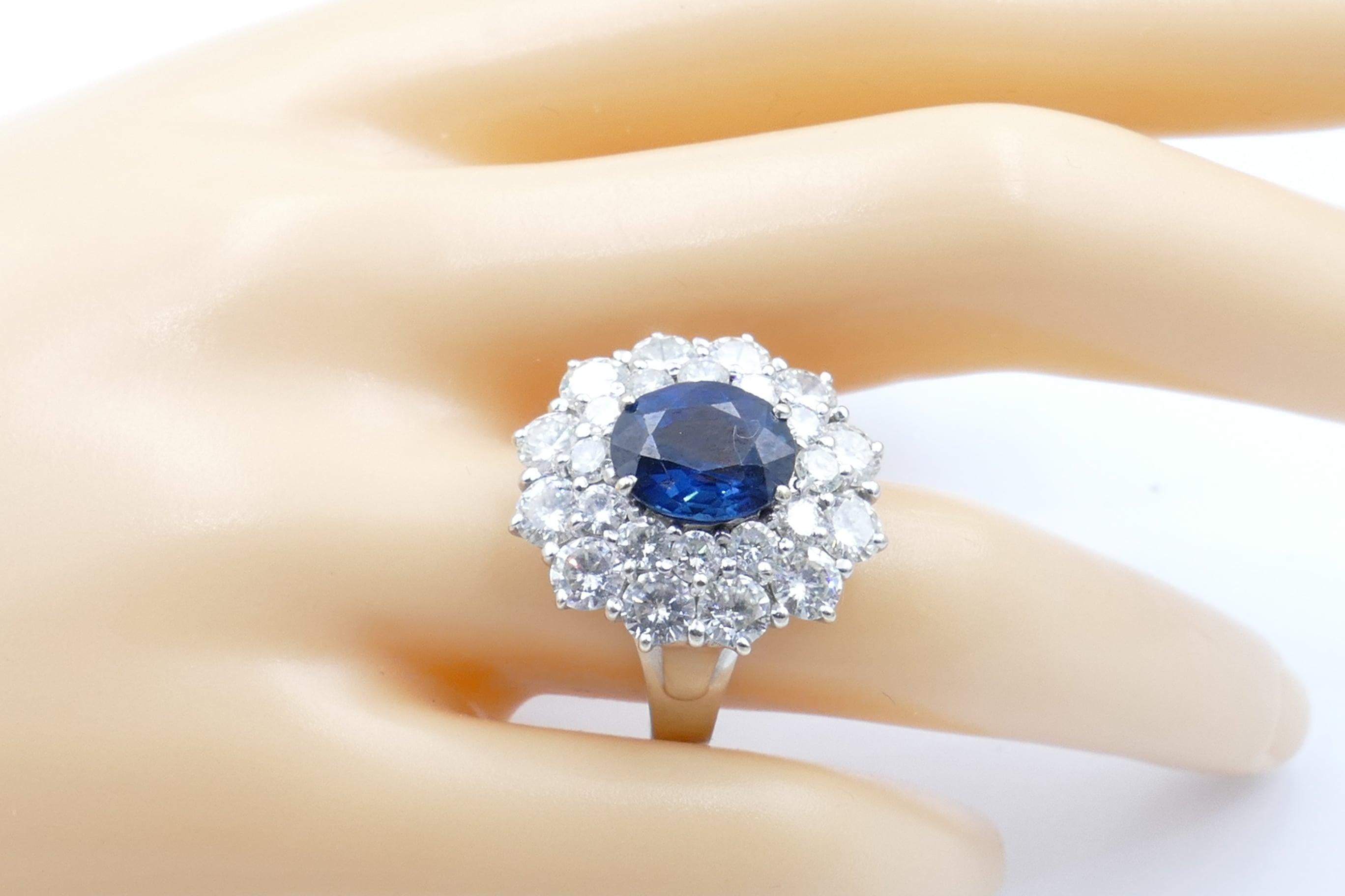 18 Carat White Gold Sapphire and Diamond Dress or Cocktail Ring For Sale 1
