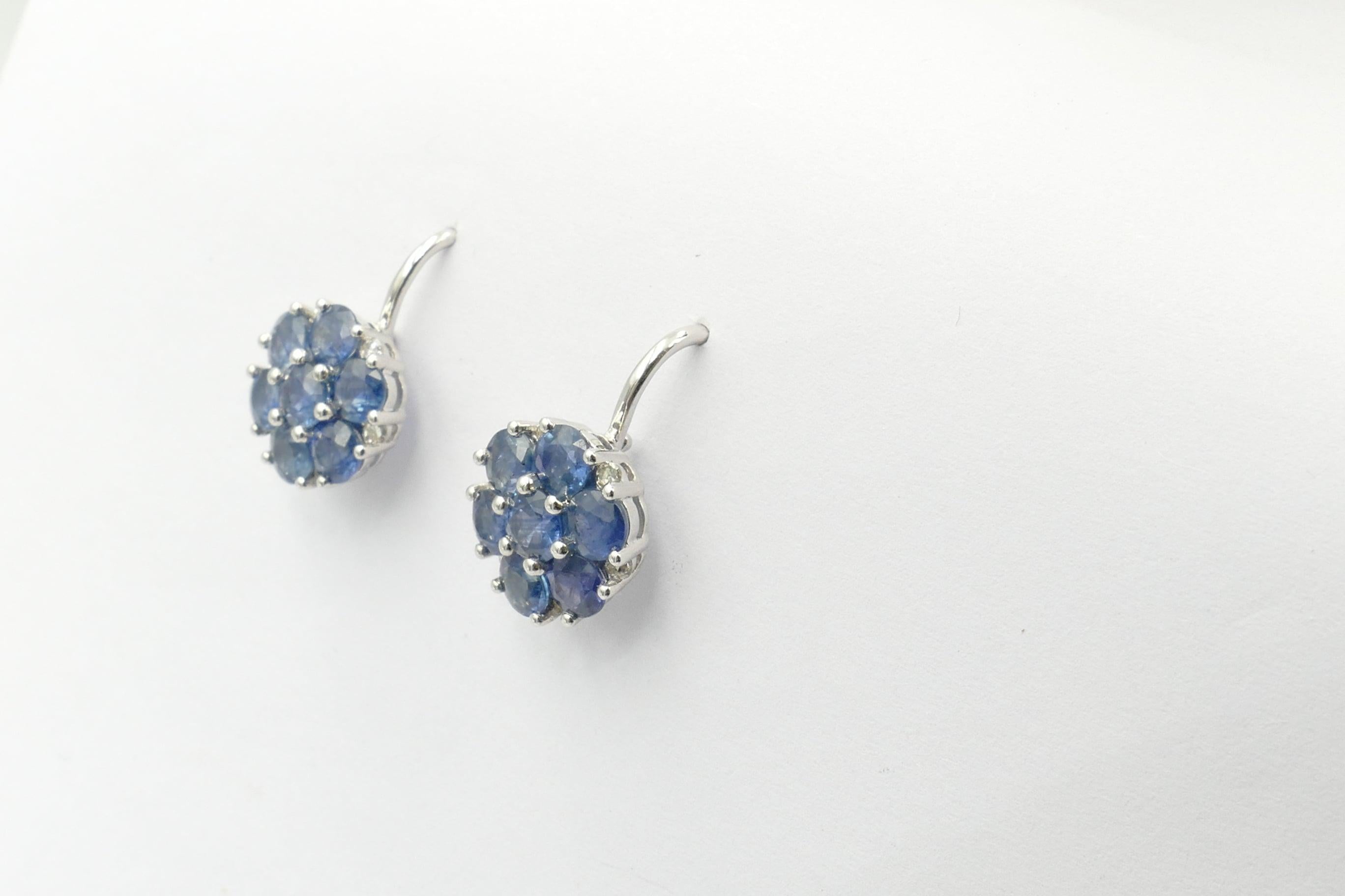 Modern 18 Carat White Gold Sapphire and Diamond Earrings For Sale