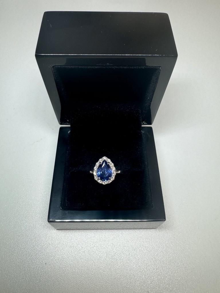 Pear Cut 18ct White Gold 2.84ct Sapphire & 0.32ct Diamond Ring For Sale