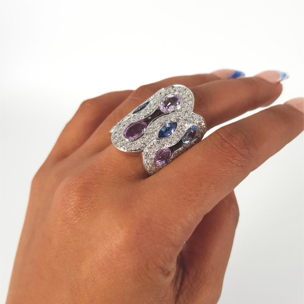 Women's 18ct White Gold Sapphire & Diamond Ring For Sale