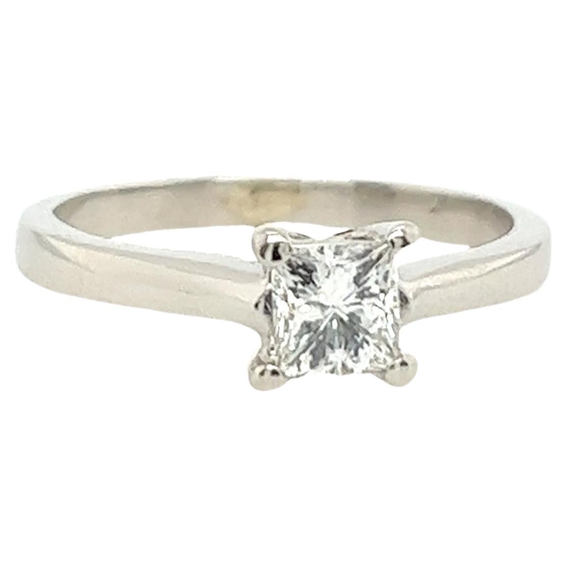 18ct White Gold Solitaire Diamond Ring Set With 0.45ct Princess Cut Diamond For Sale