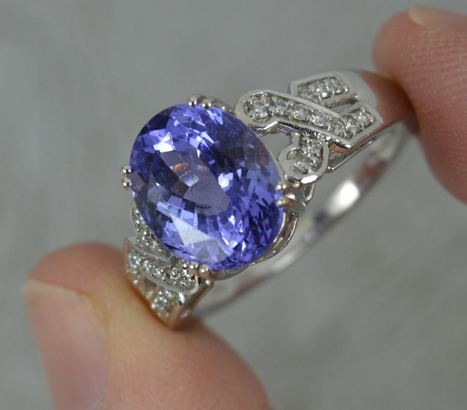 18ct White Gold Tanzanite and Diamond Engagement Cluster Ring 2