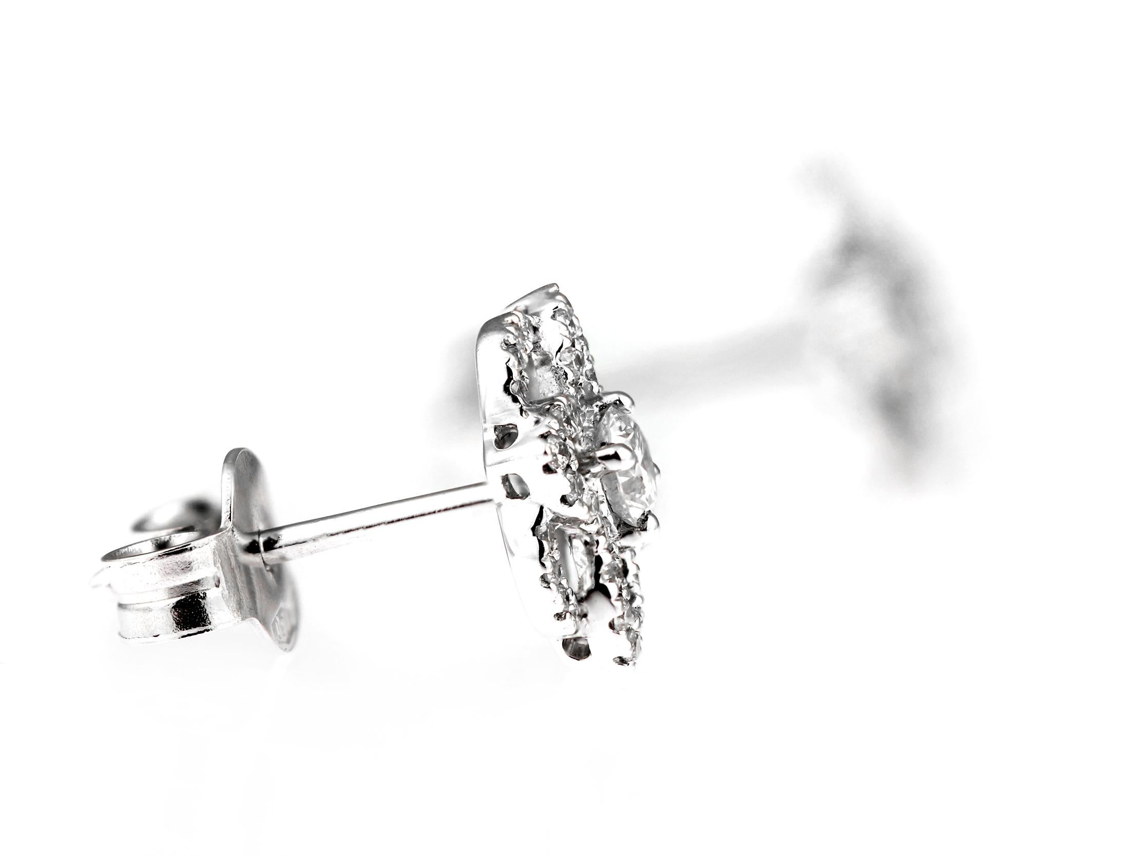 18 Karat Weißgold & Weißer Diamant Dekorative Ohrringe im Celtic Design mit Celtic Design im Zustand „Neu“ im Angebot in London, GB