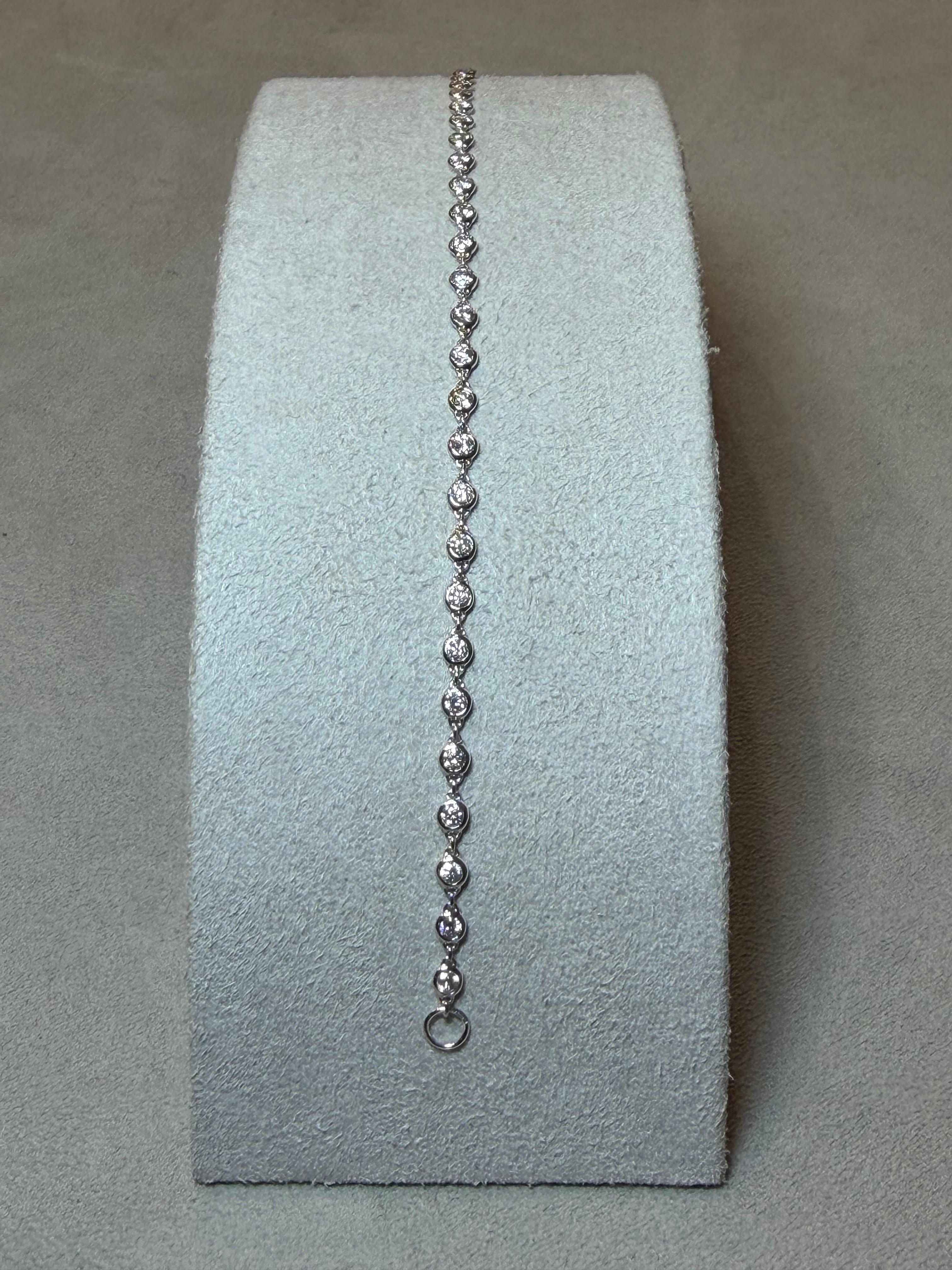 Pulsera de cadena de diamantes naturales en oro blanco de 18 ct en venta 2