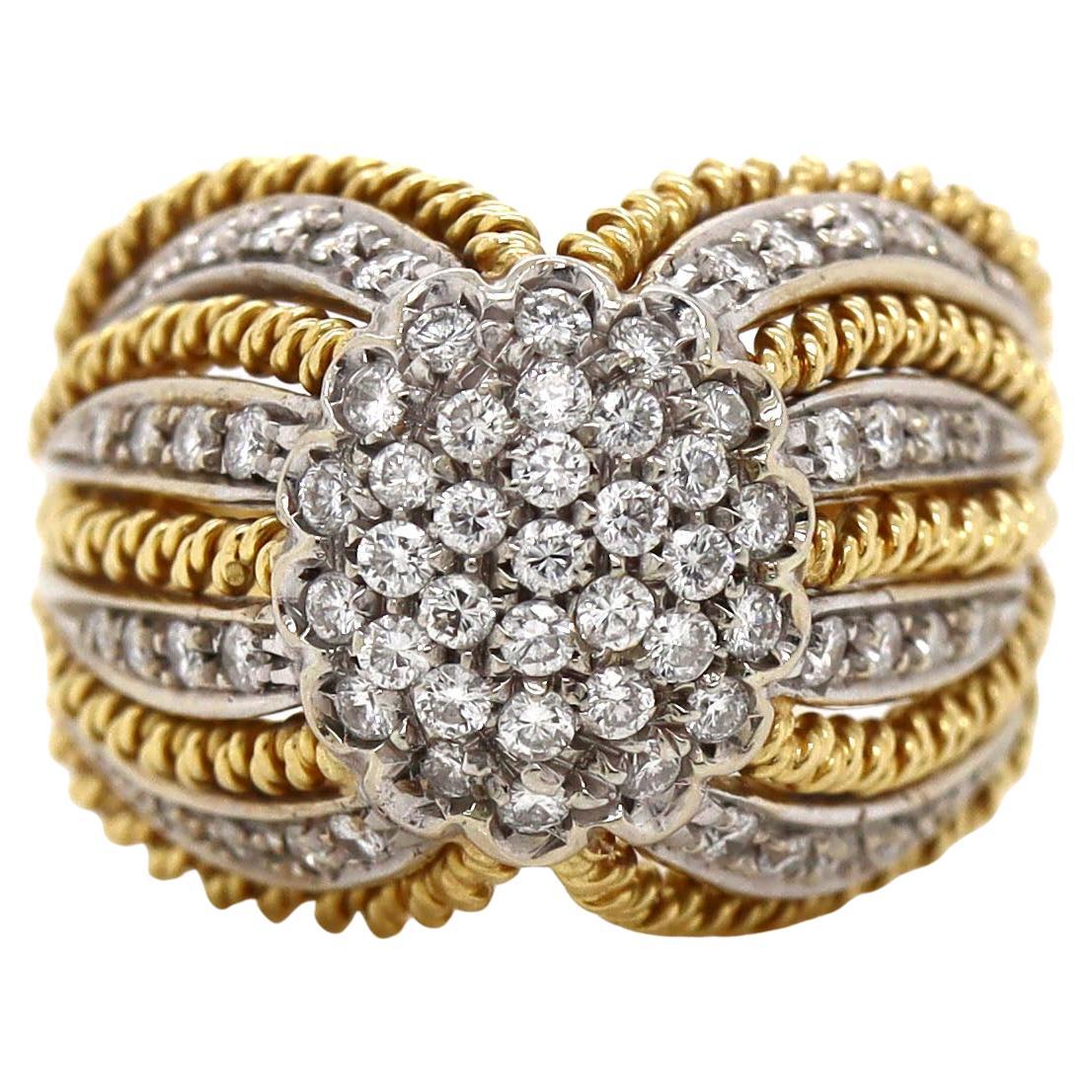 Anillo de Cóctel de Diamantes Art Decó en Oro Amarillo y Blanco de 18 Quilates